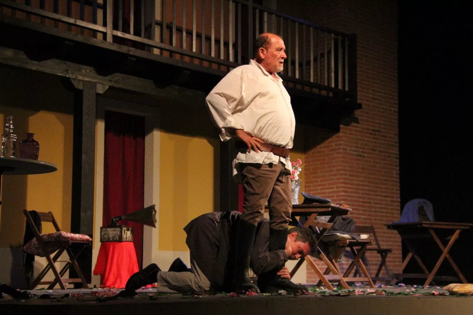 Entrecajas Fusión Teatro en el Corral de Comedias de Robres. Foto Carlos Neofato