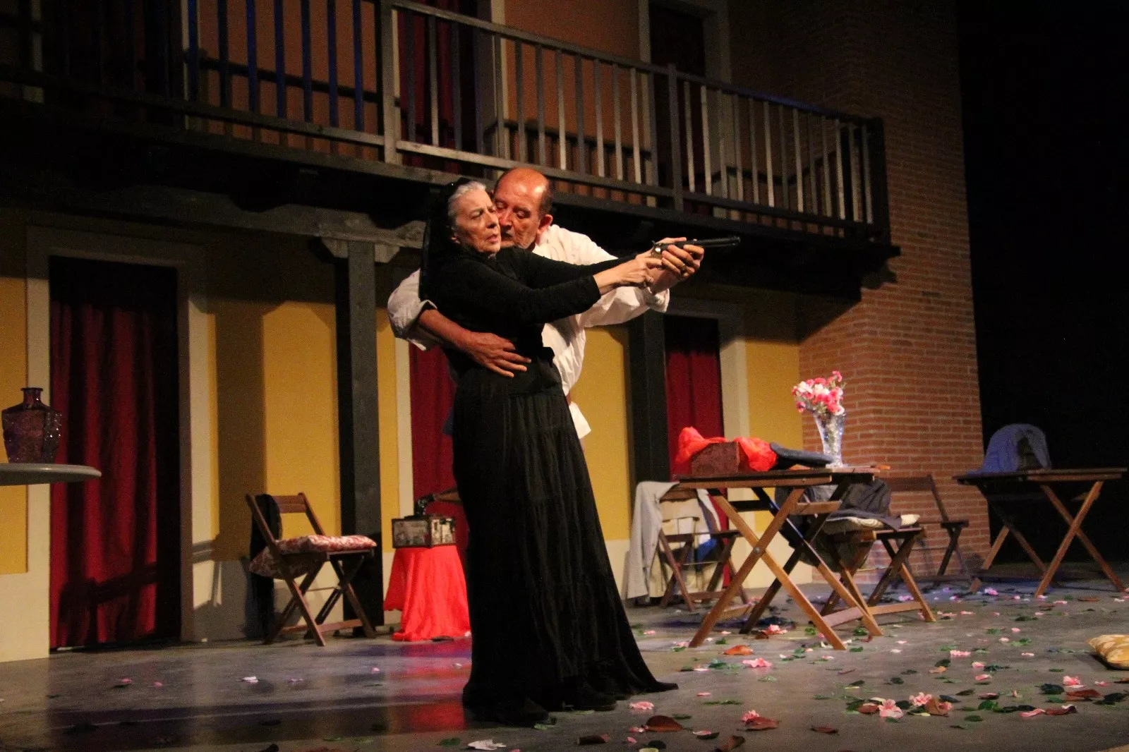 Entrecajas Fusión Teatro en el Corral de Comedias de Robres. Foto Carlos Neofato