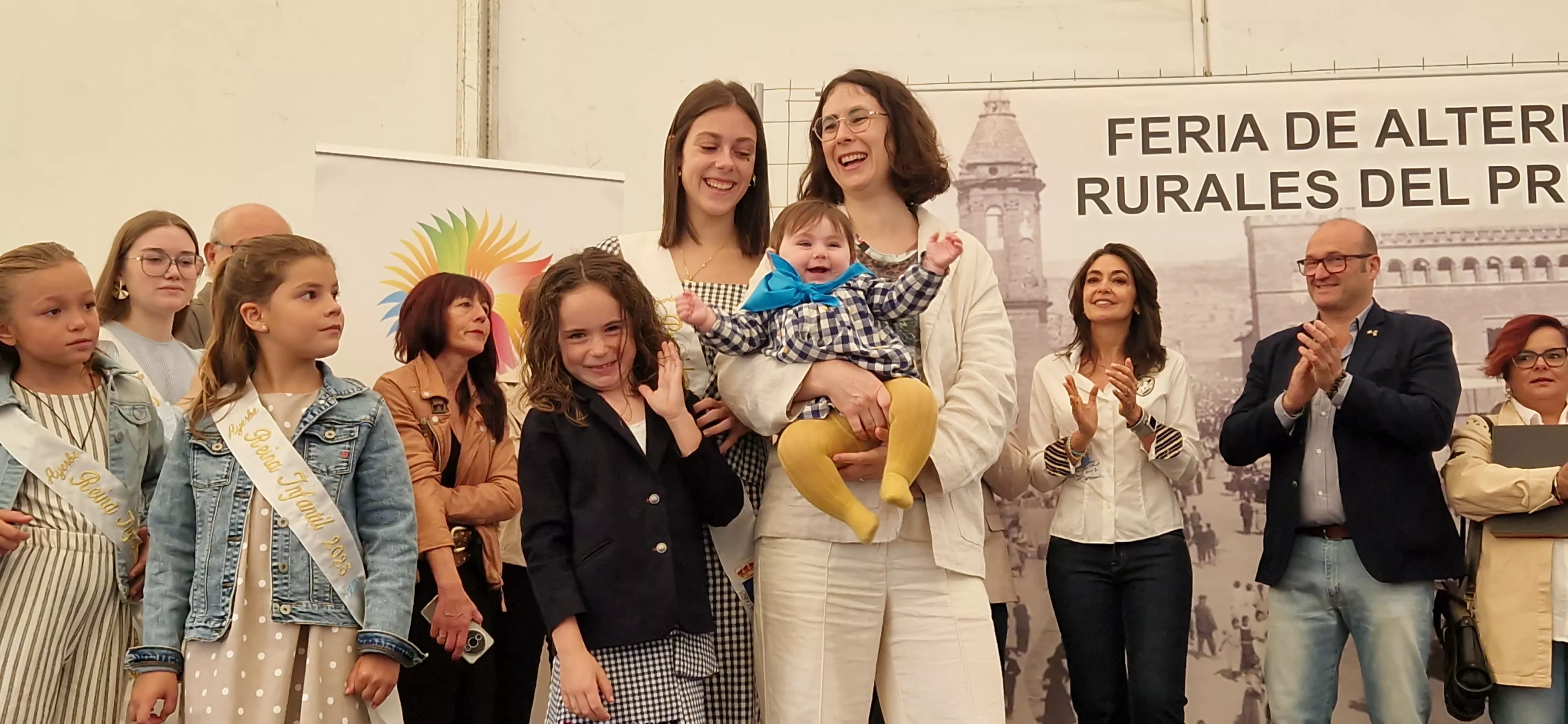 Homenaje a los recién nacidos de Ayerbe en la Feria del Prepirineo 2025. Foto Myriam Martínez