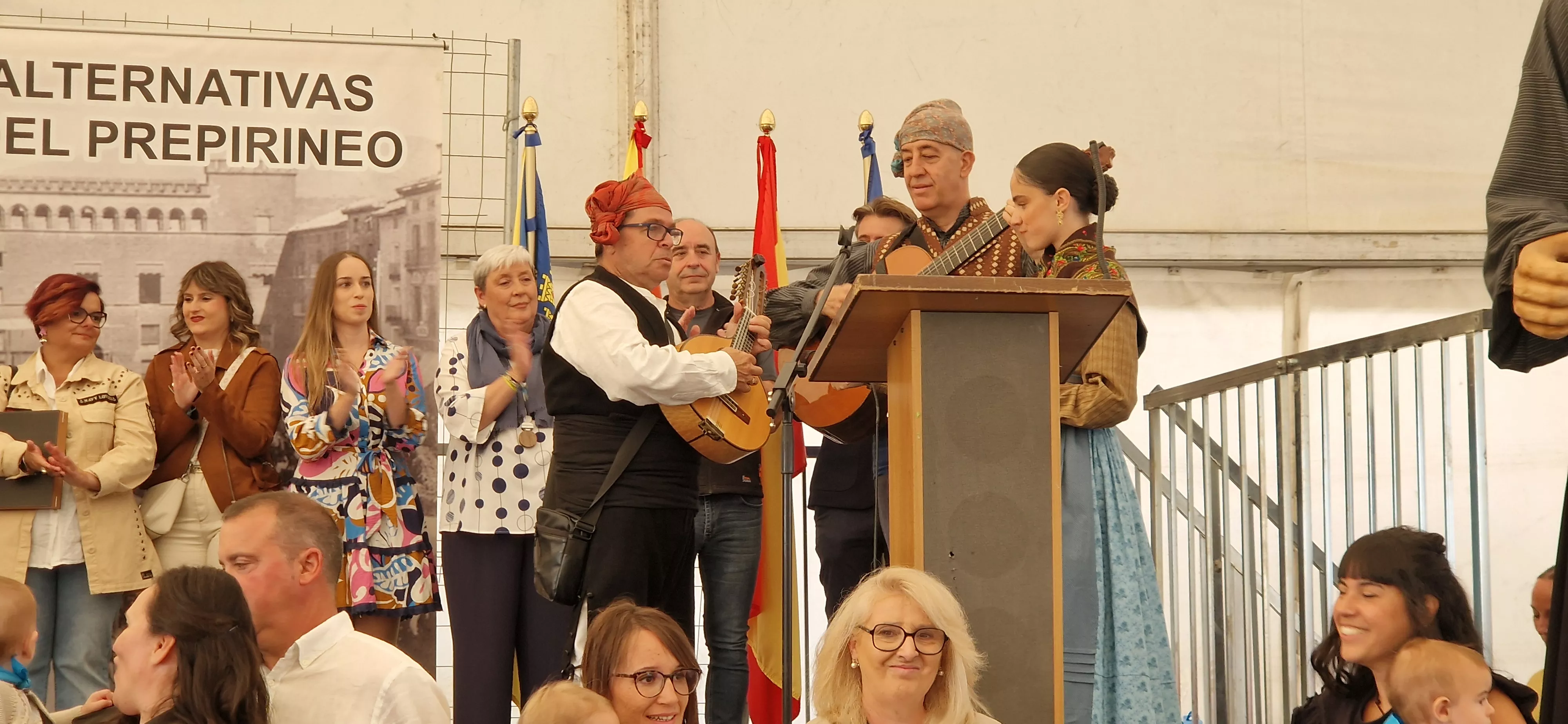 Homenaje a los recién nacidos de Ayerbe en la Feria del Prepirineo 2025. Foto Myriam Martínez
