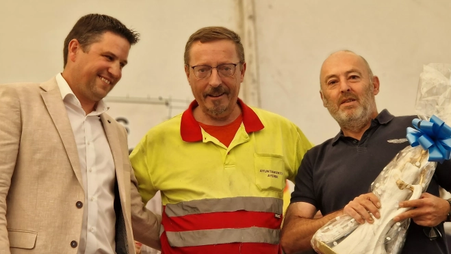 Entrega de la Dama de Ayerbe en la Feria del Prepirineo 2025. Foto Myriam Martínez Entrega de la Dama de Ayerbe en la Feria del Prepirineo 2025. Foto Myriam Martínez