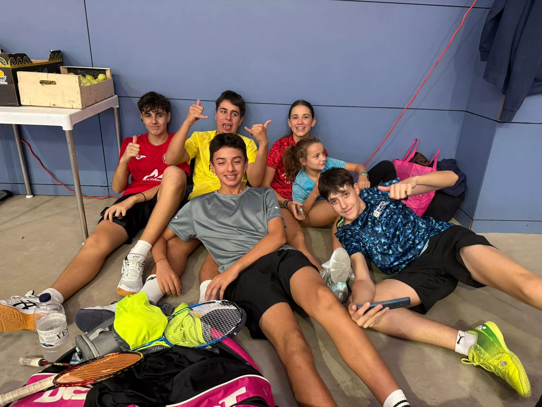 Los jóvenes del Bádminton Huesca