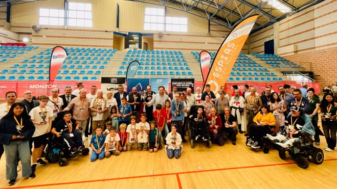 WhatsApp Image 2025 09 28 at 16.12.55 WhatsApp Image 2025 09 28 at 16.12.55