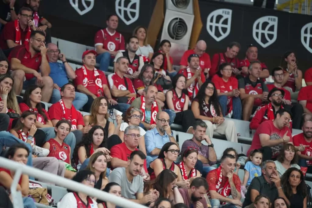 Imágenes de la final de la Supercopa LF Endesa. Foto: Dani Vidal @fotomaniafut