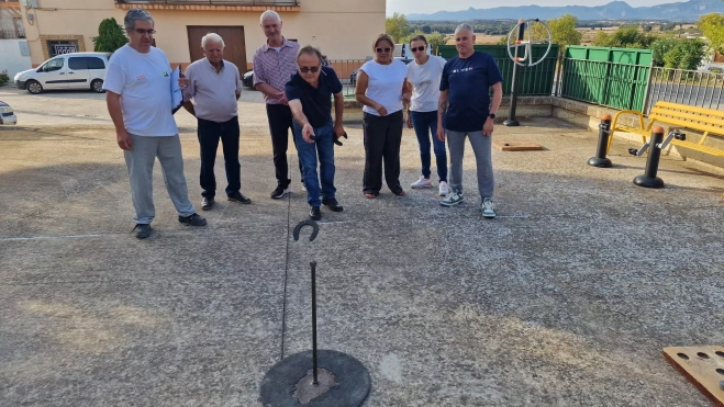 Juegos tradicionales, Alcalá del Obispo, herraduras Juegos tradicionales, Alcalá del Obispo, herraduras