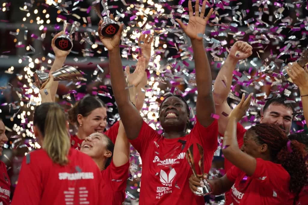 Imágenes de la final de la Supercopa LF Endesa. Foto: Dani Vidal @fotomaniafut
