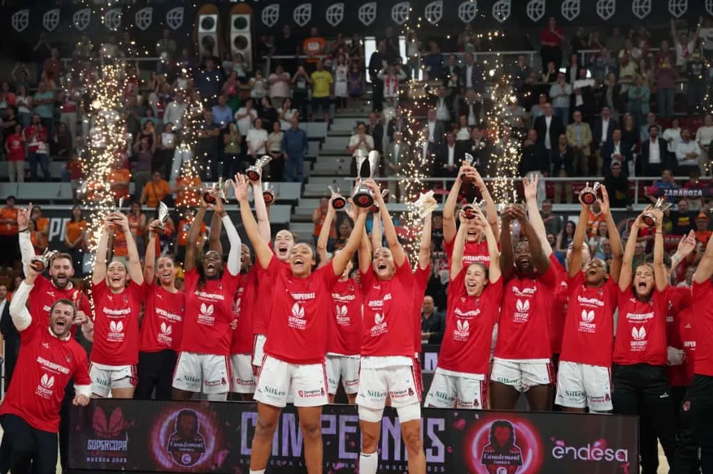 Imágenes de la final de la Supercopa LF Endesa. Foto: Dani Vidal @fotomaniafut