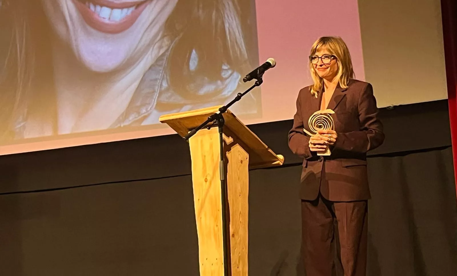 Entrega del Premio Pan y Rosas 2025 a Marisol Aznar. Foto Mercedes Manterola