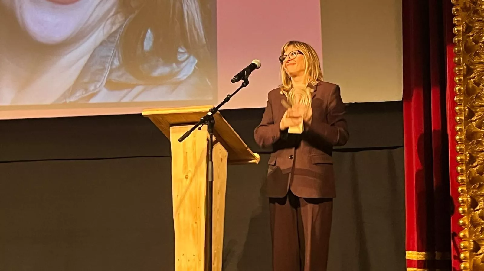 Entrega del Premio Pan y Rosas 2025 a Marisol Aznar. Foto Mercedes Manterola