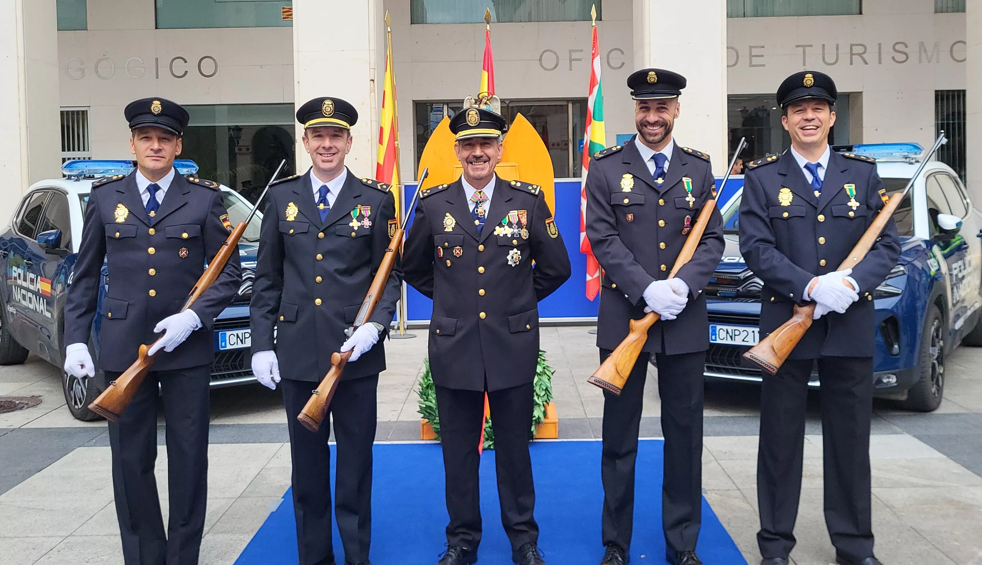 Celebración del Día de la Policía Nacional en Huesca. Foto Mercedes Manterola