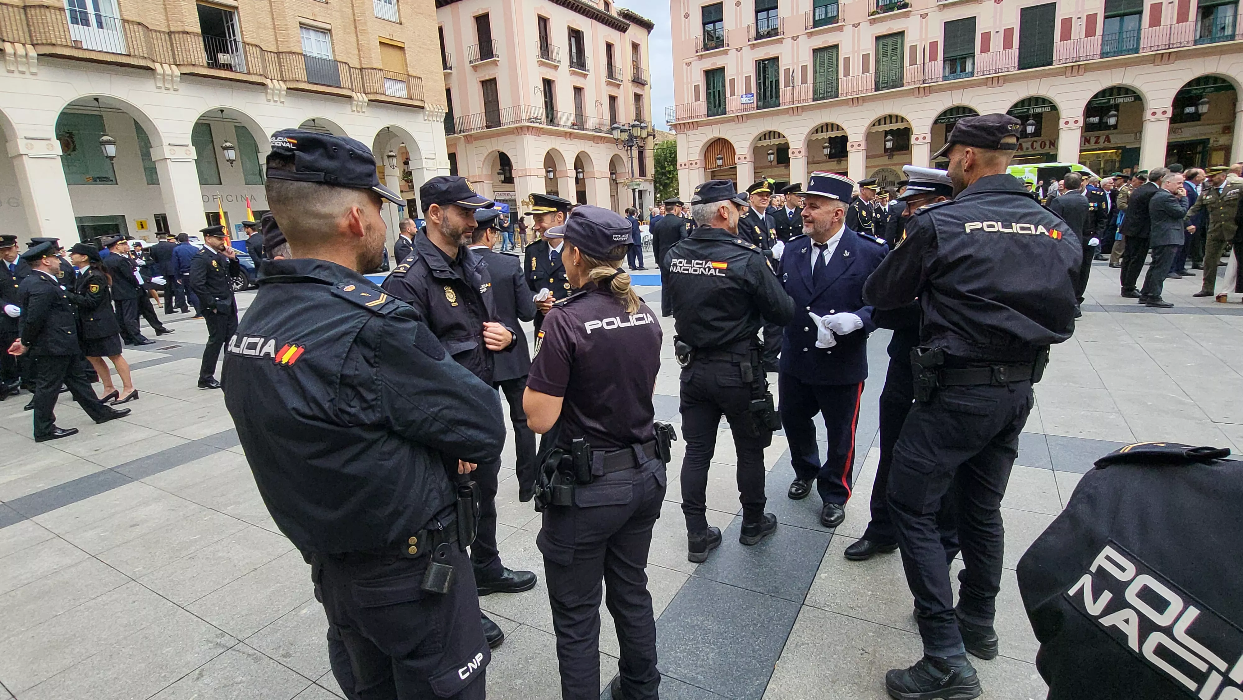Celebración del Día de la Policía Nacional en Huesca. Foto Mercedes Manterola