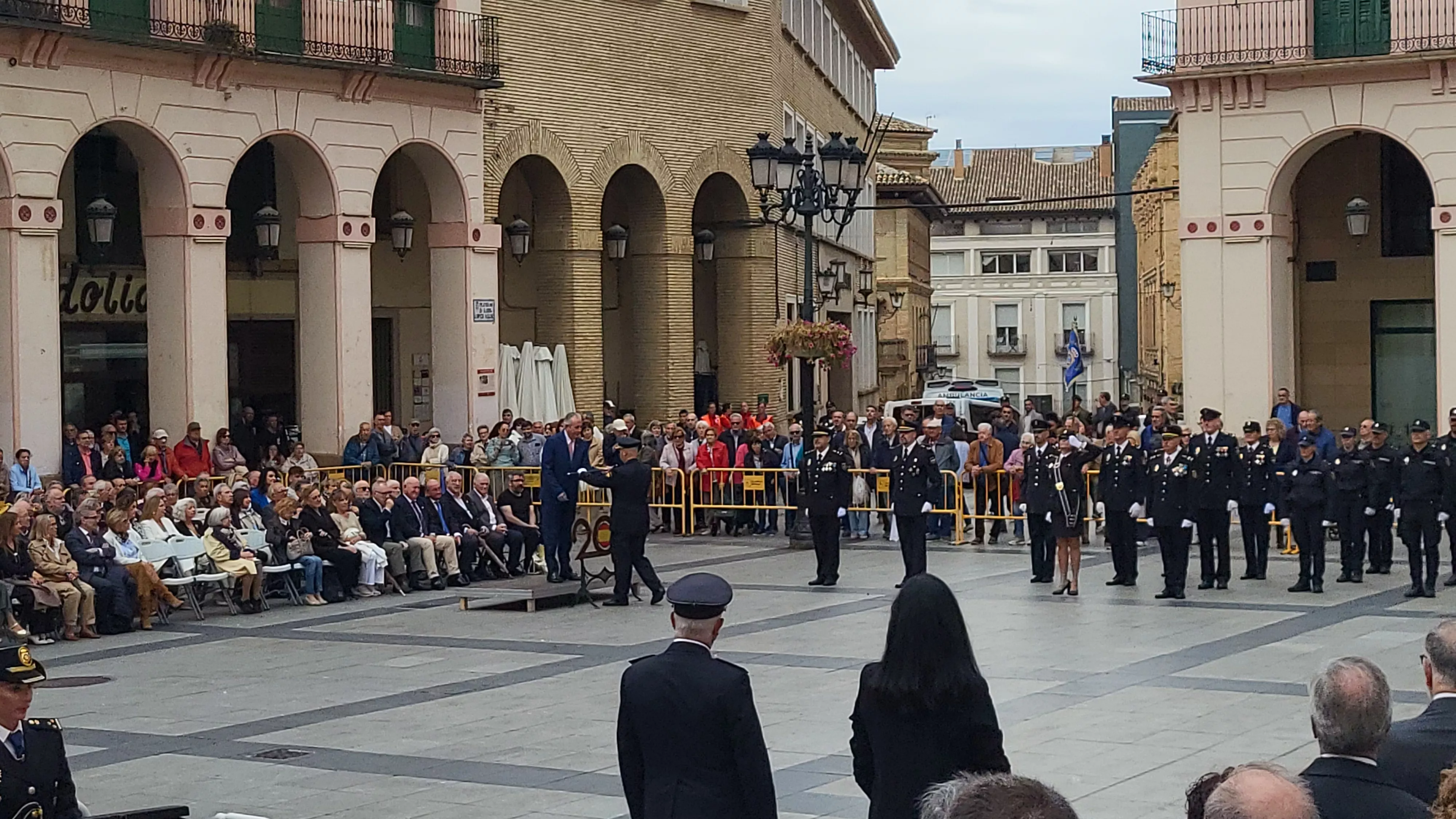 Celebración del Día de la Policía Nacional en Huesca. Foto Mercedes Manterola