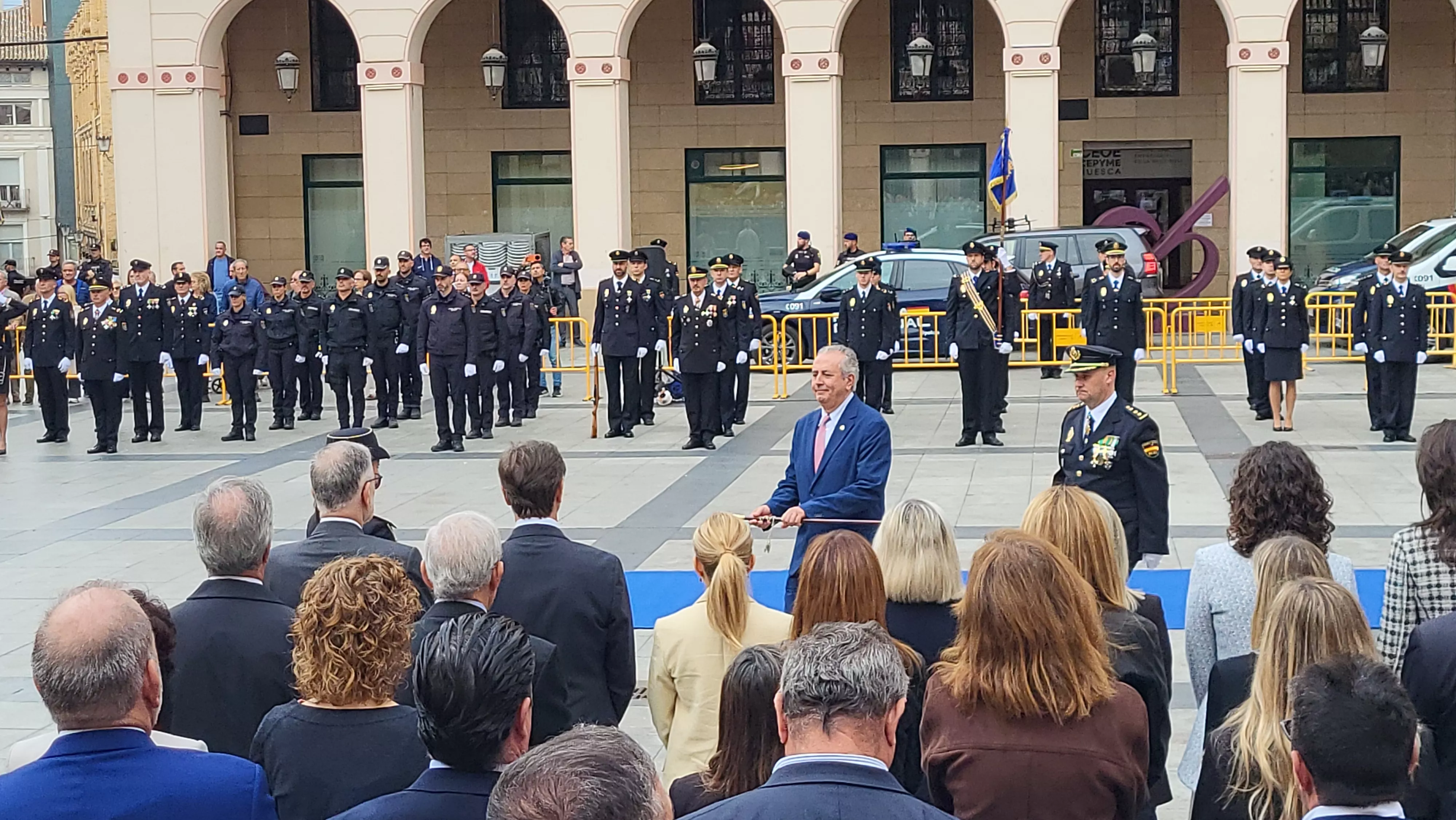 Celebración del Día de la Policía Nacional en Huesca. Foto Mercedes Manterola