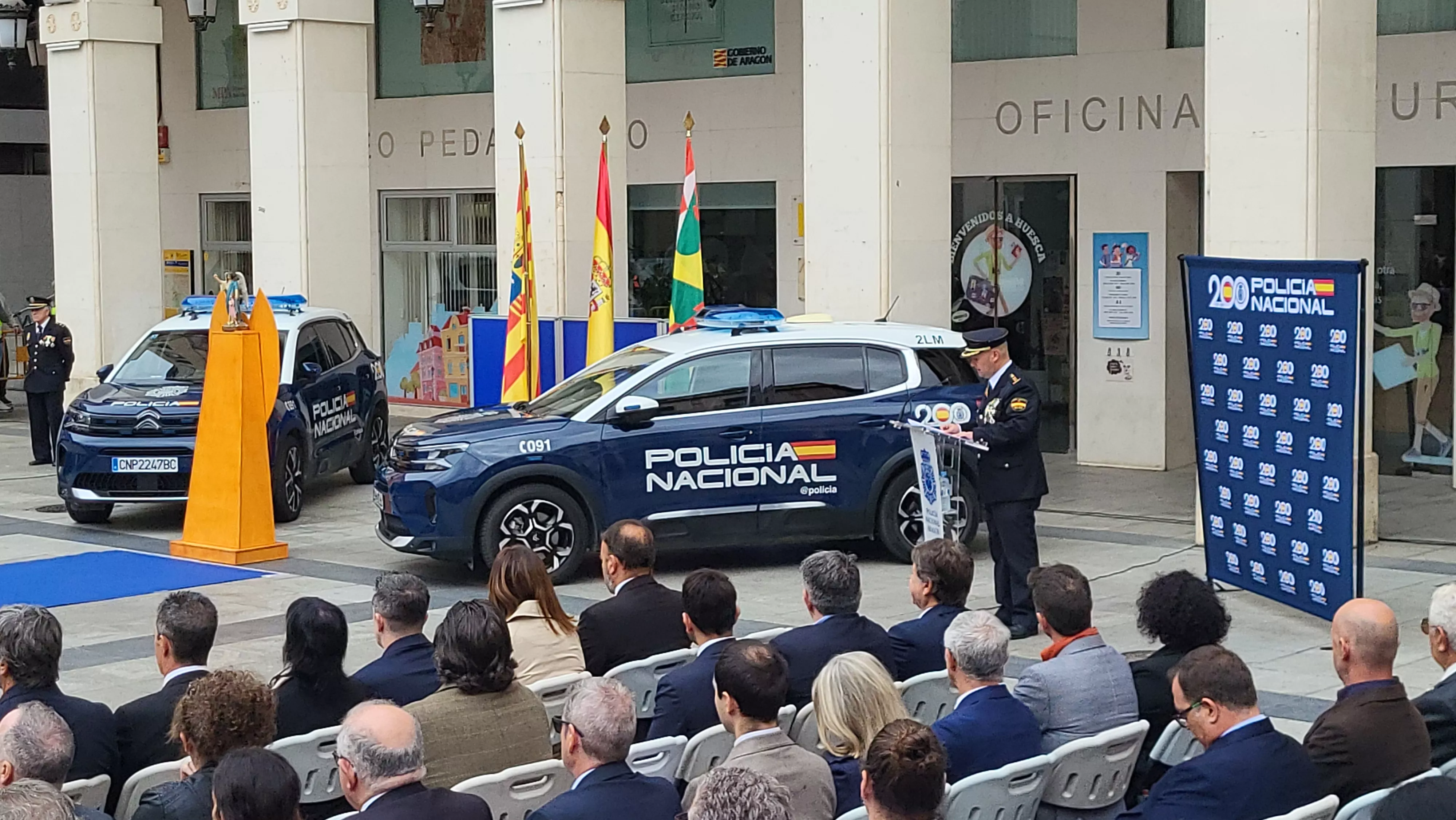 Celebración del Día de la Policía Nacional en Huesca. Foto Mercedes Manterola