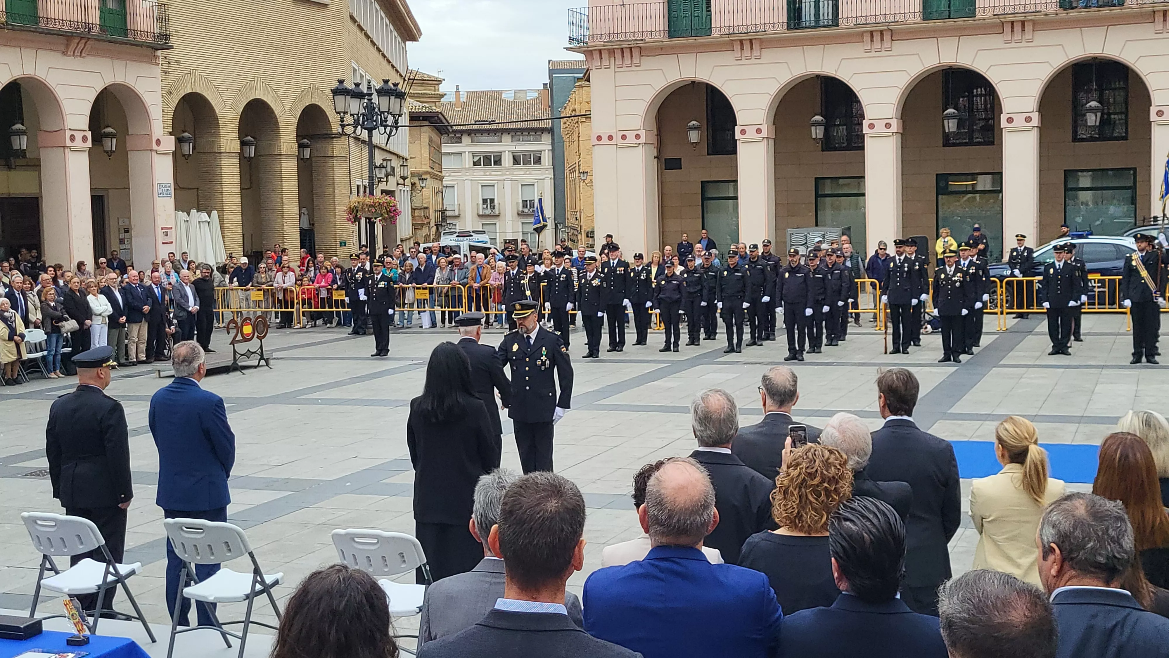 Celebración del Día de la Policía Nacional en Huesca. Foto Mercedes Manterola