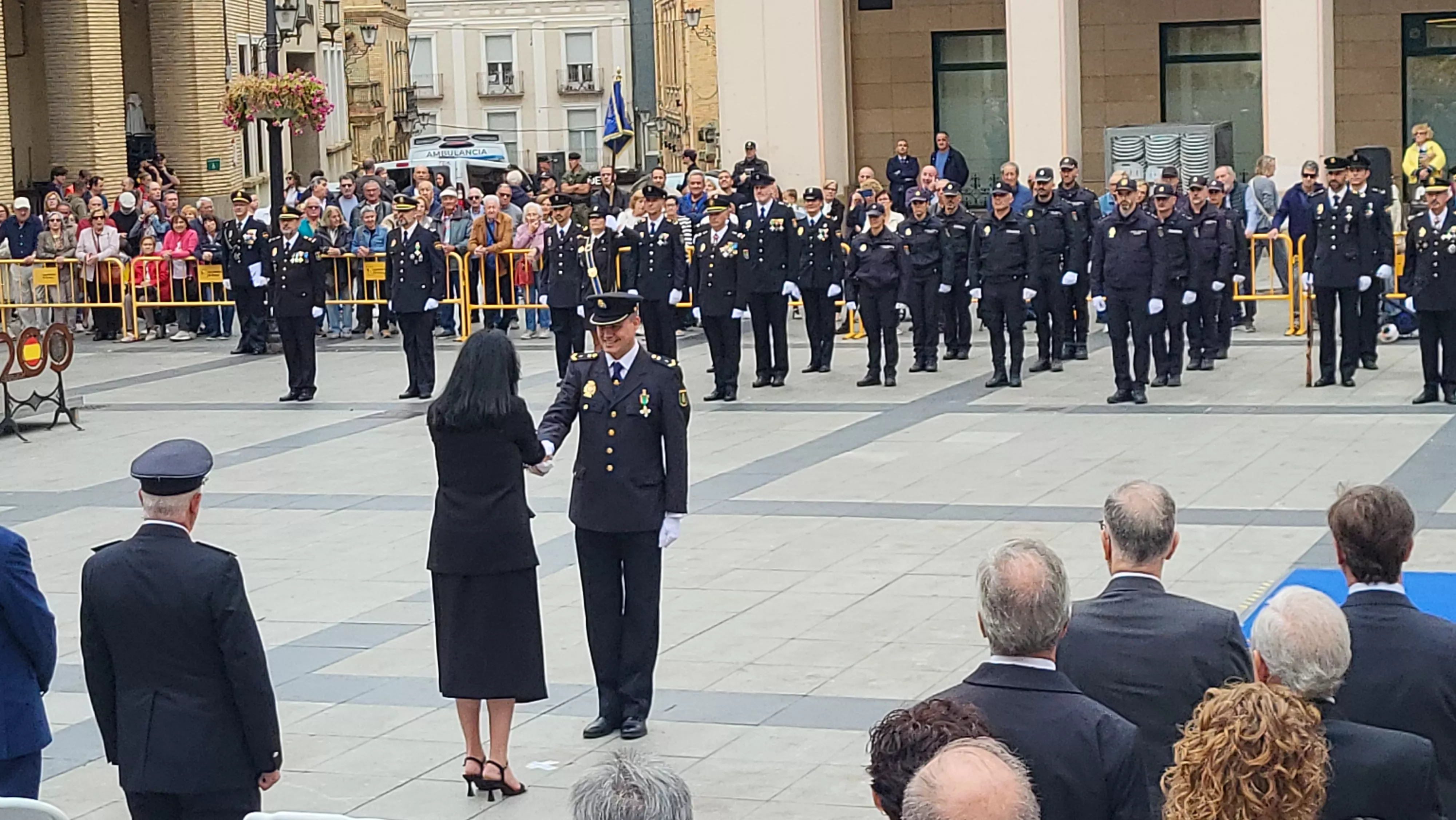 Celebración del Día de la Policía Nacional en Huesca. Foto Mercedes Manterola