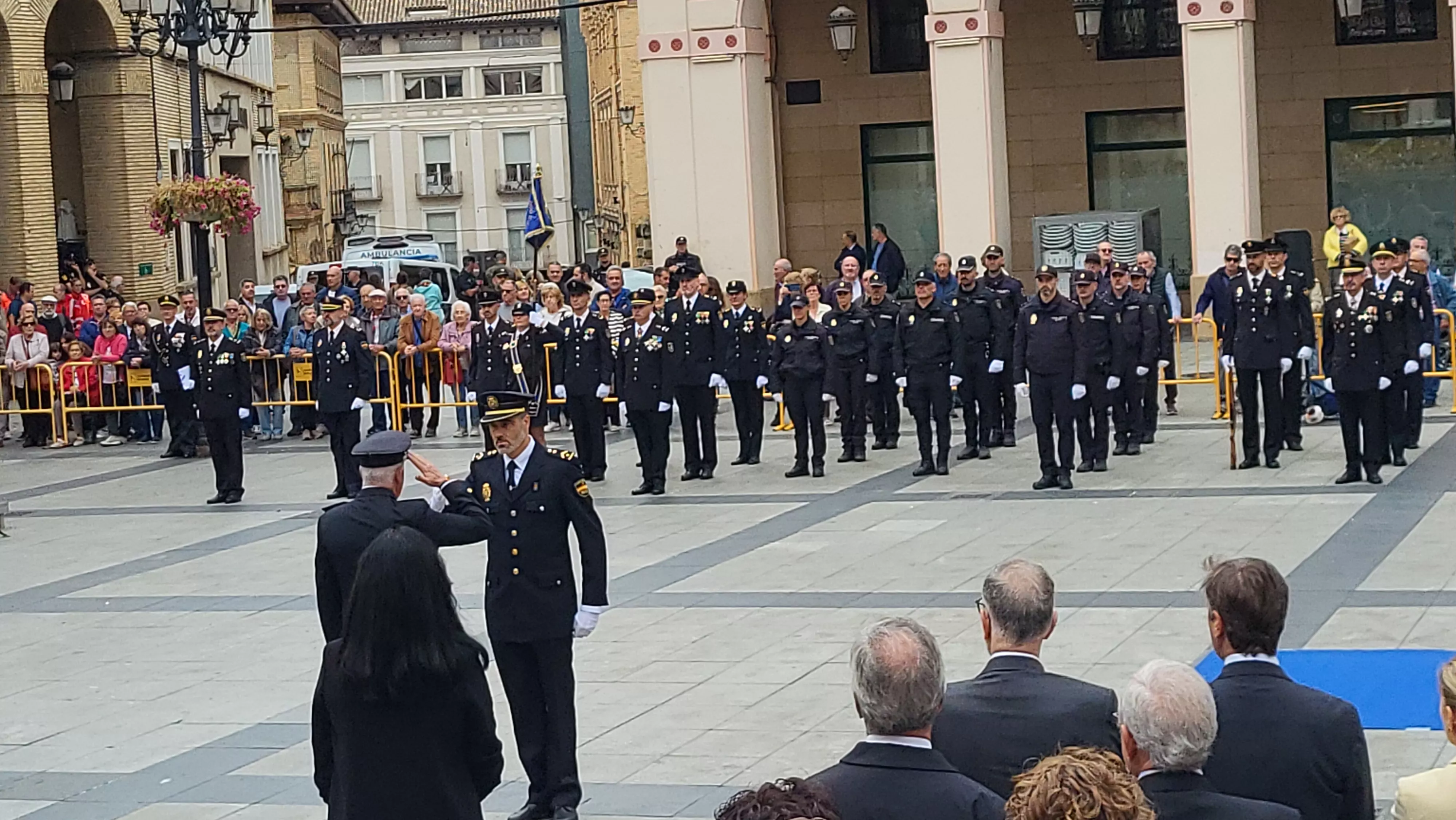 Celebración del Día de la Policía Nacional en Huesca. Foto Mercedes Manterola