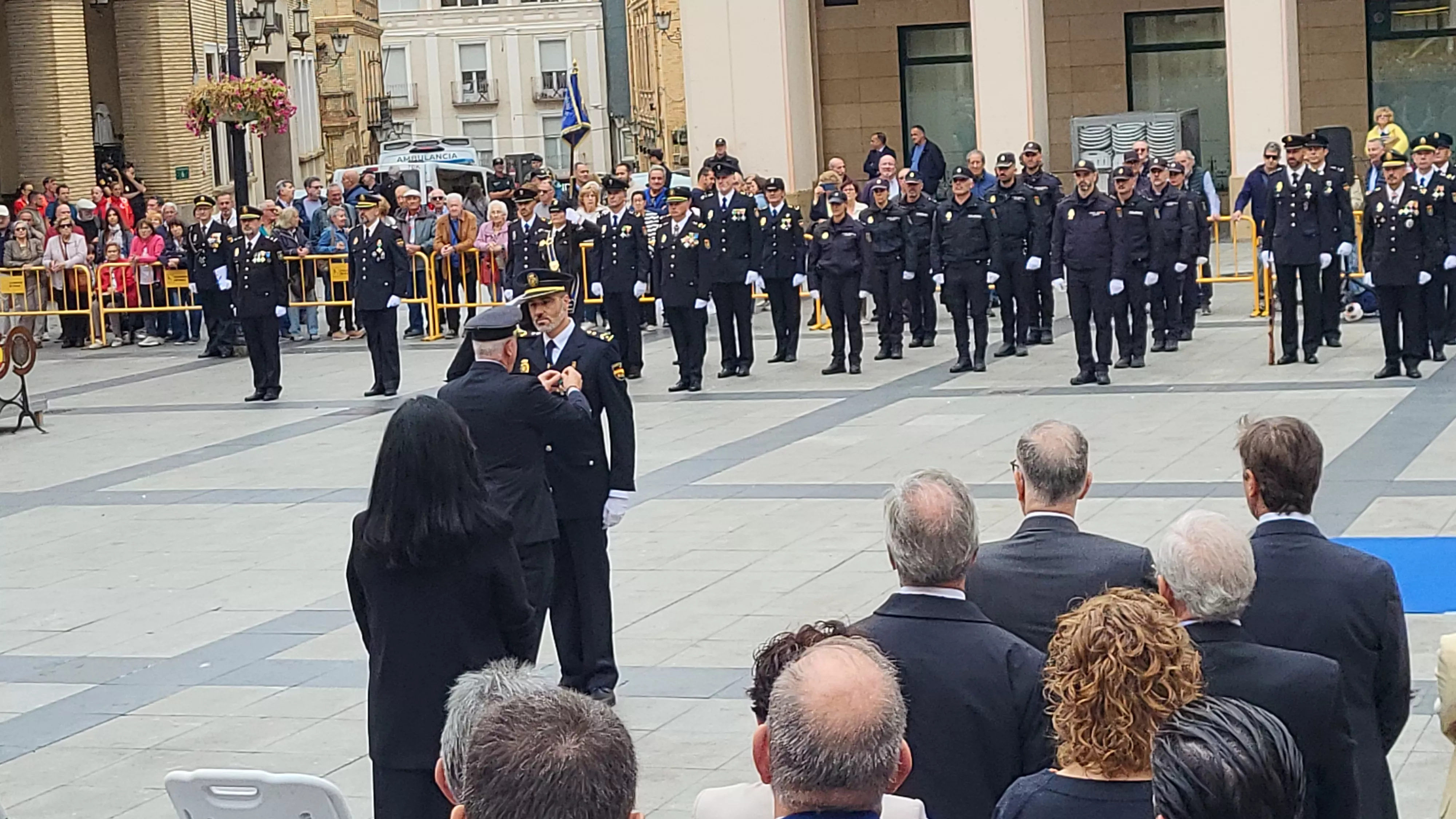 Celebración del Día de la Policía Nacional en Huesca. Foto Mercedes Manterola