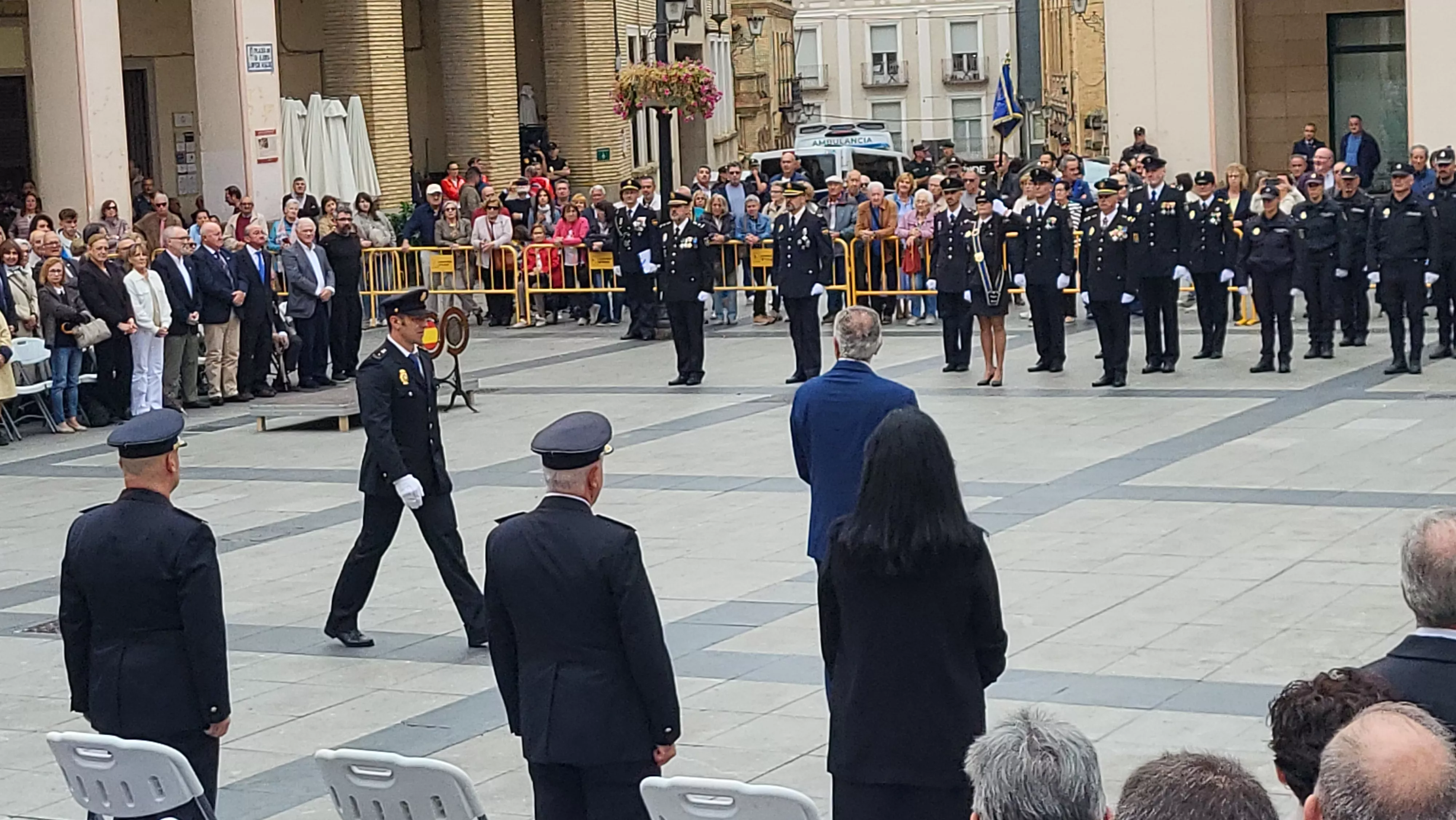 Celebración del Día de la Policía Nacional en Huesca. Foto Mercedes Manterola