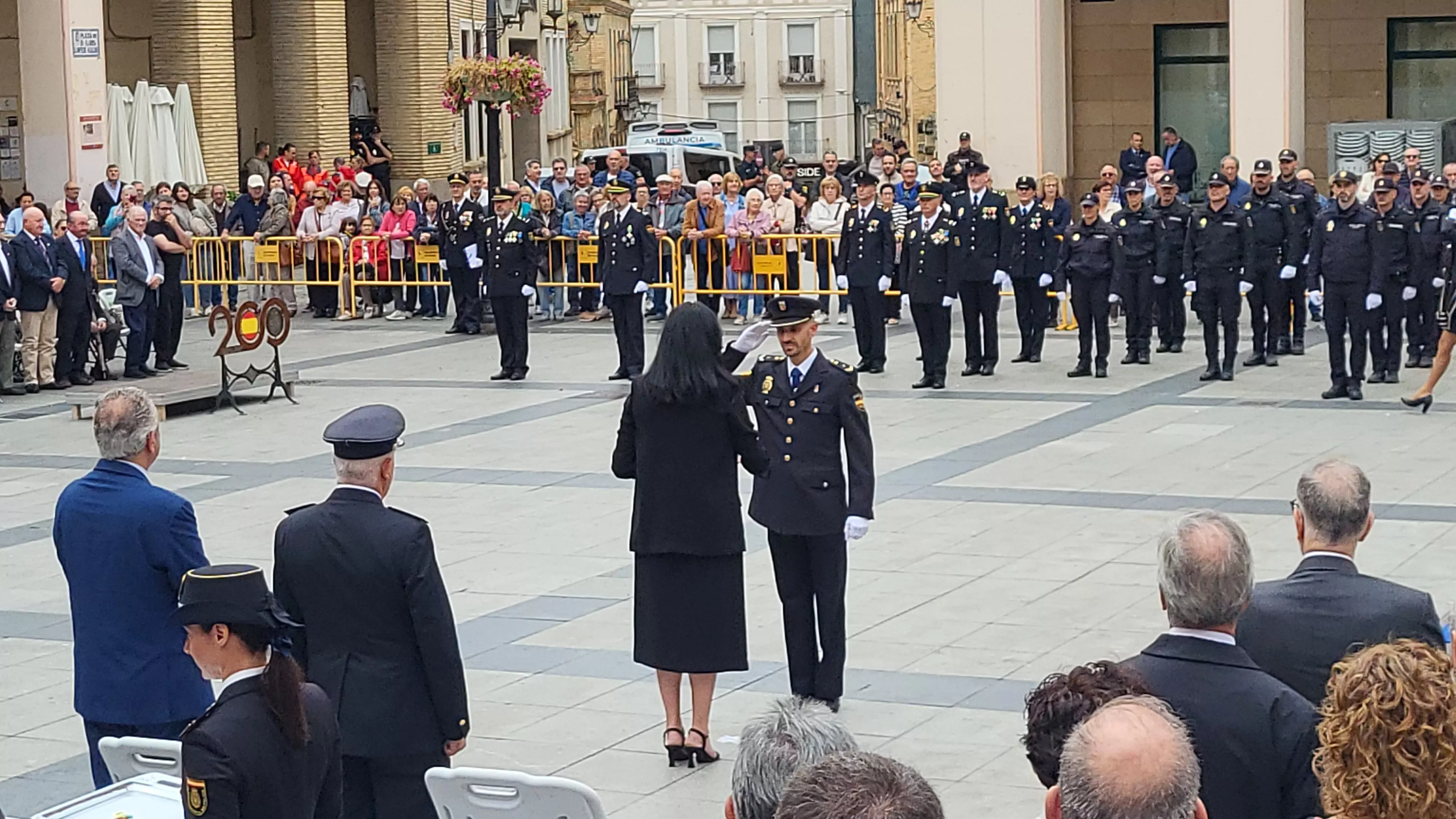 Celebración del Día de la Policía Nacional en Huesca. Foto Mercedes Manterola