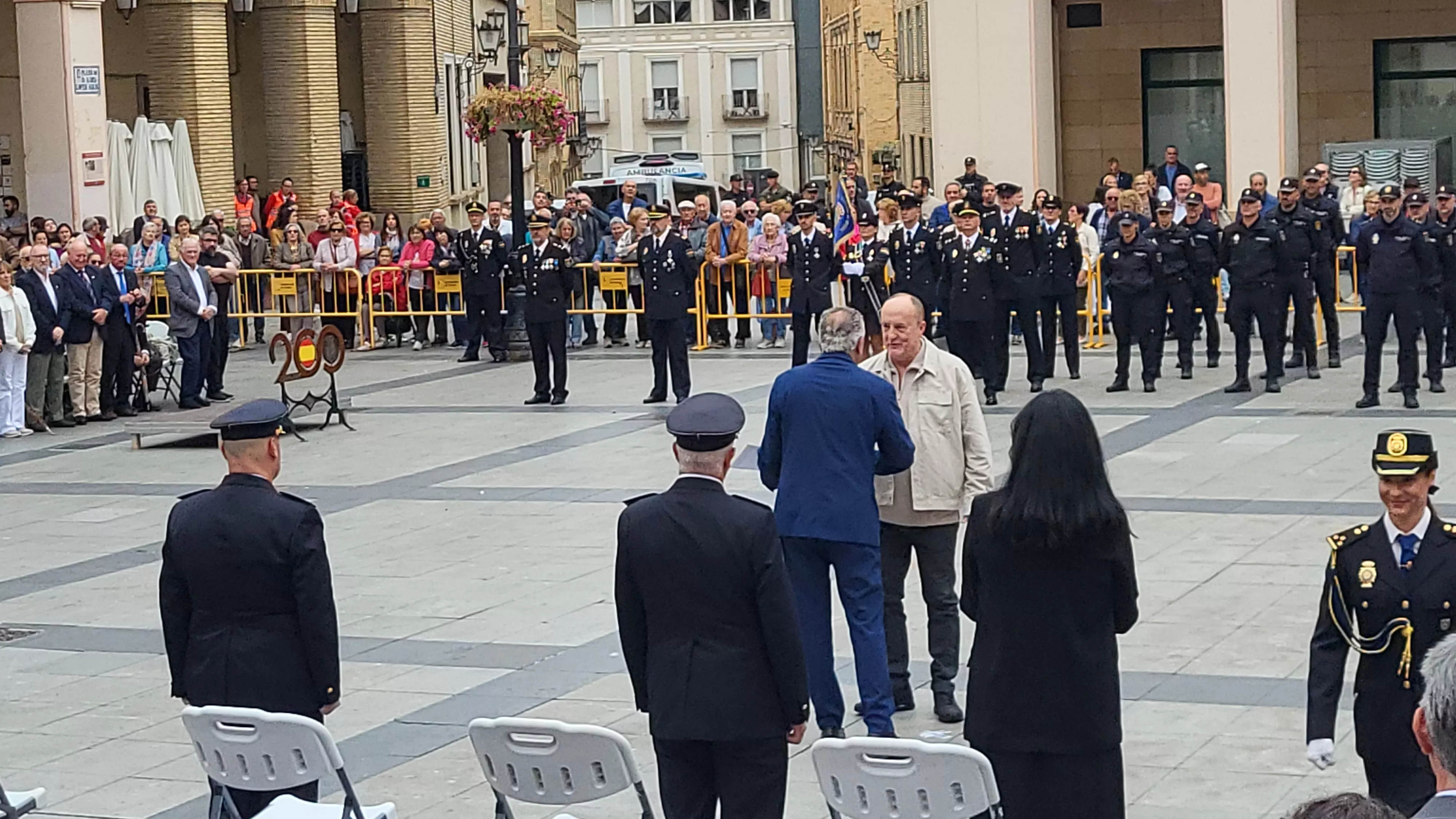 Celebración del Día de la Policía Nacional en Huesca. Foto Mercedes Manterola