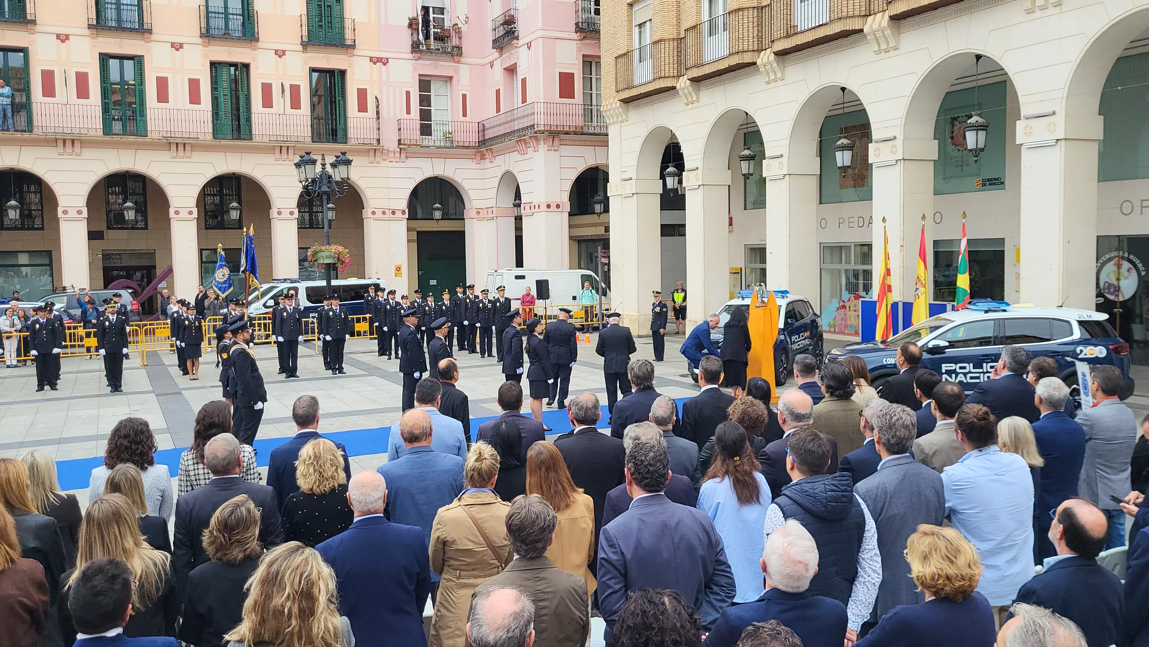 Celebración del Día de la Policía Nacional en Huesca. Foto Mercedes Manterola
