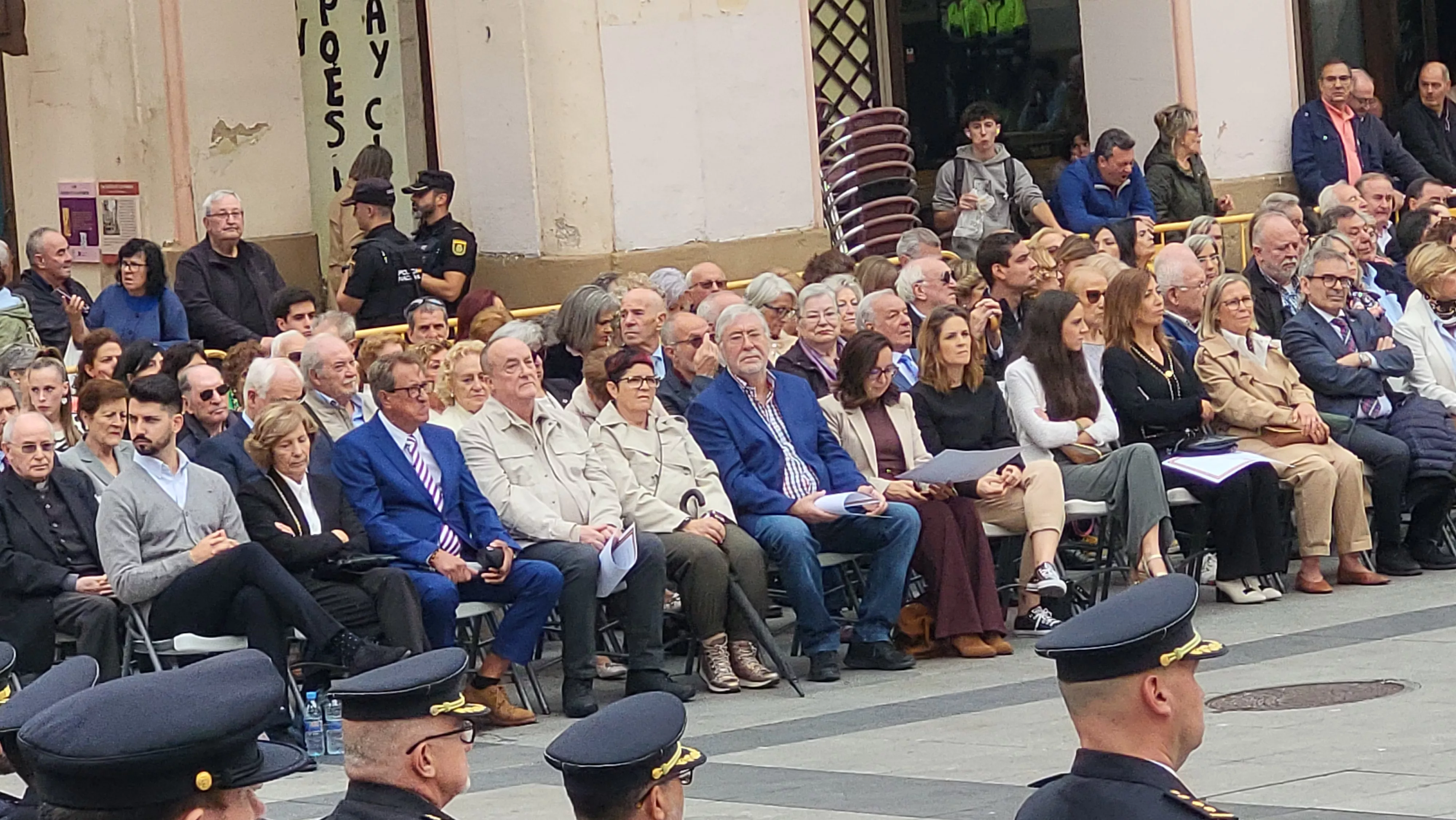 Celebración del Día de la Policía Nacional en Huesca. Foto Mercedes Manterola