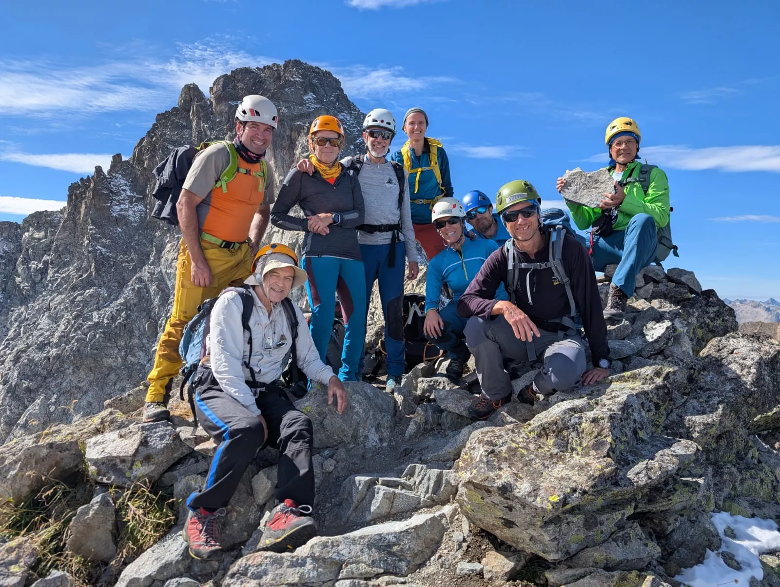 El grupo en la cumbre del Maubic.