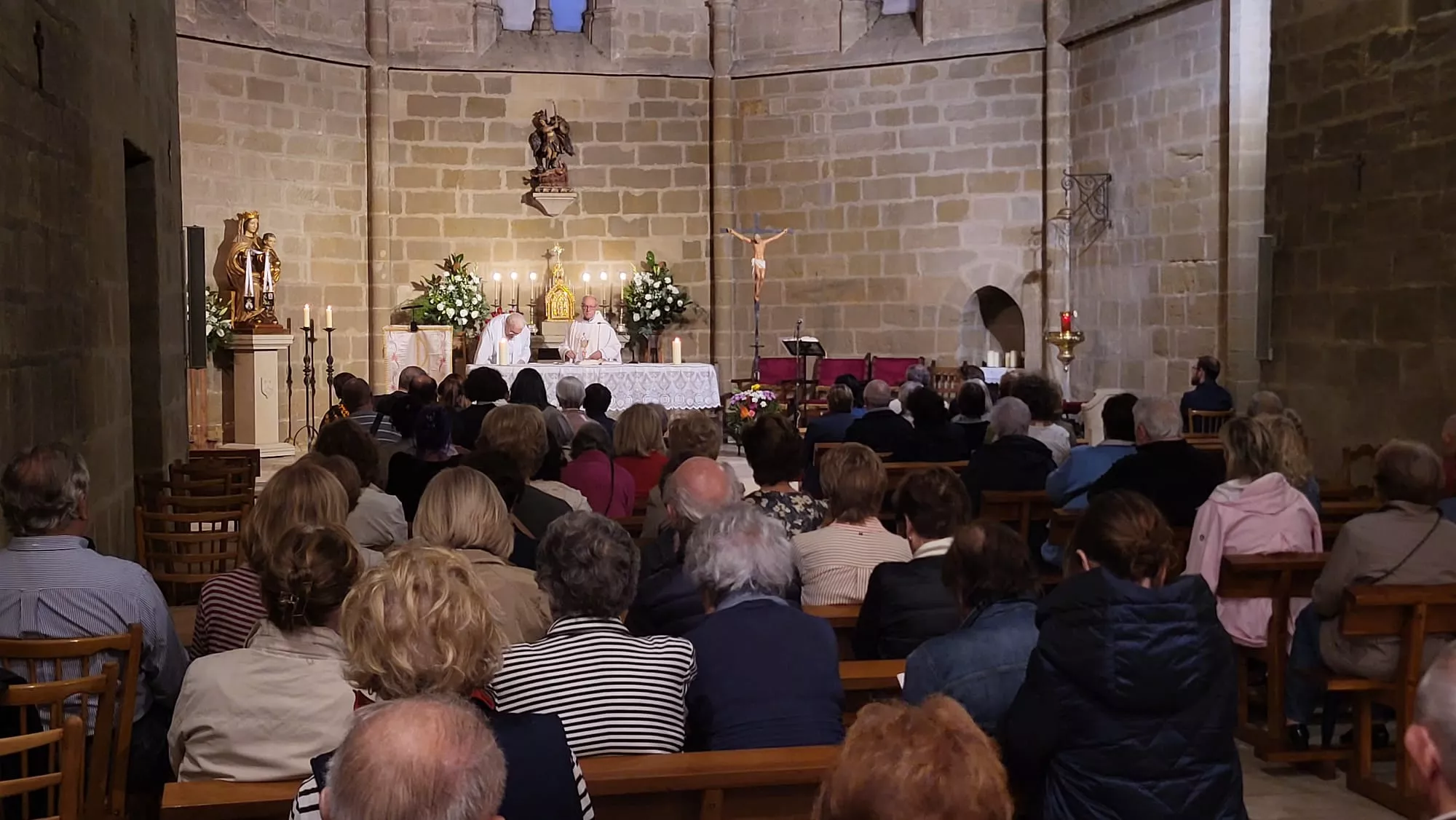 Celebración de San Miguel y la entrega del céntimo del Ayuntamiento de Huesca a las Miguelas
