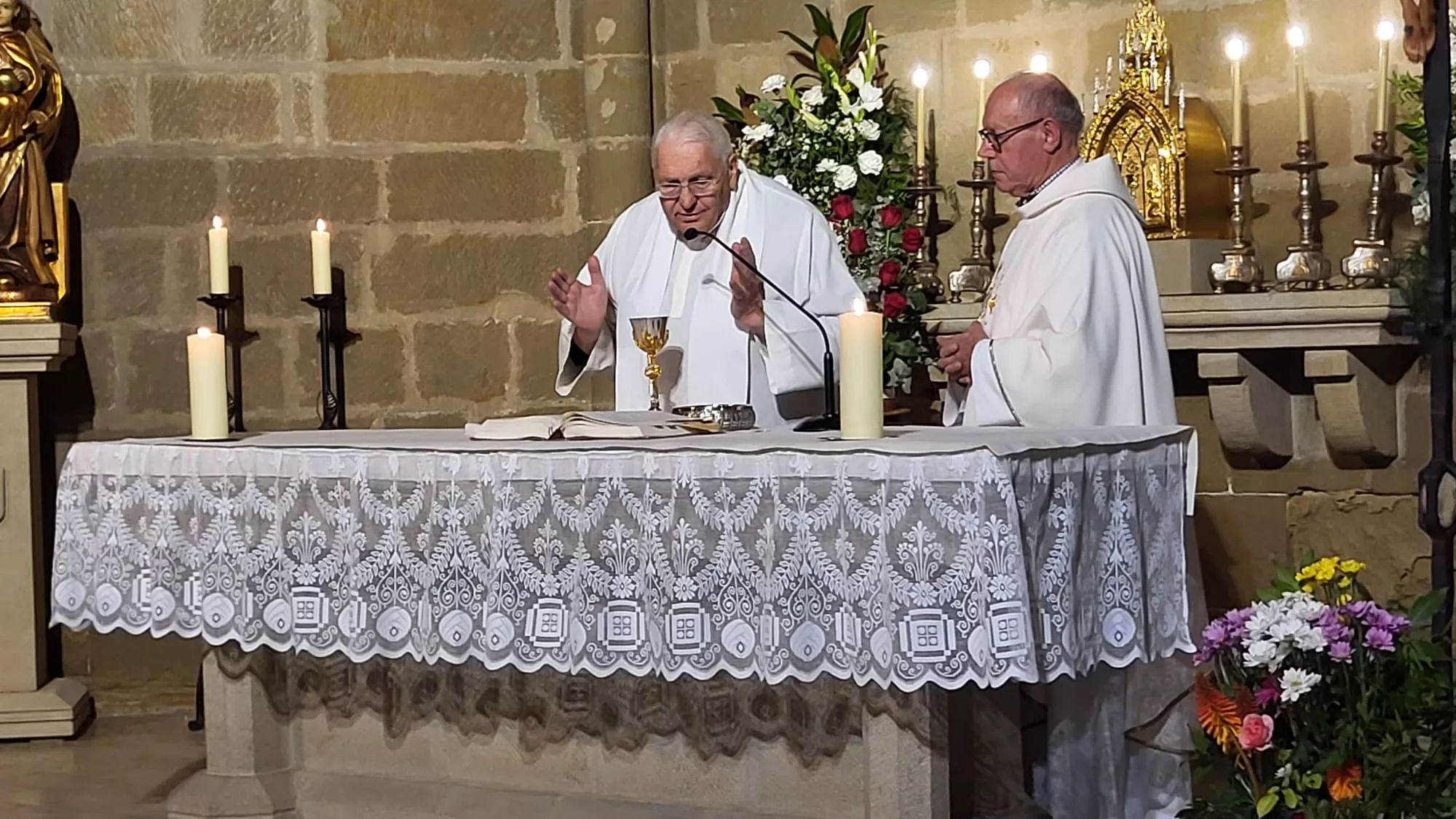 Celebración de San Miguel y la entrega del céntimo del Ayuntamiento de Huesca a las Miguelas