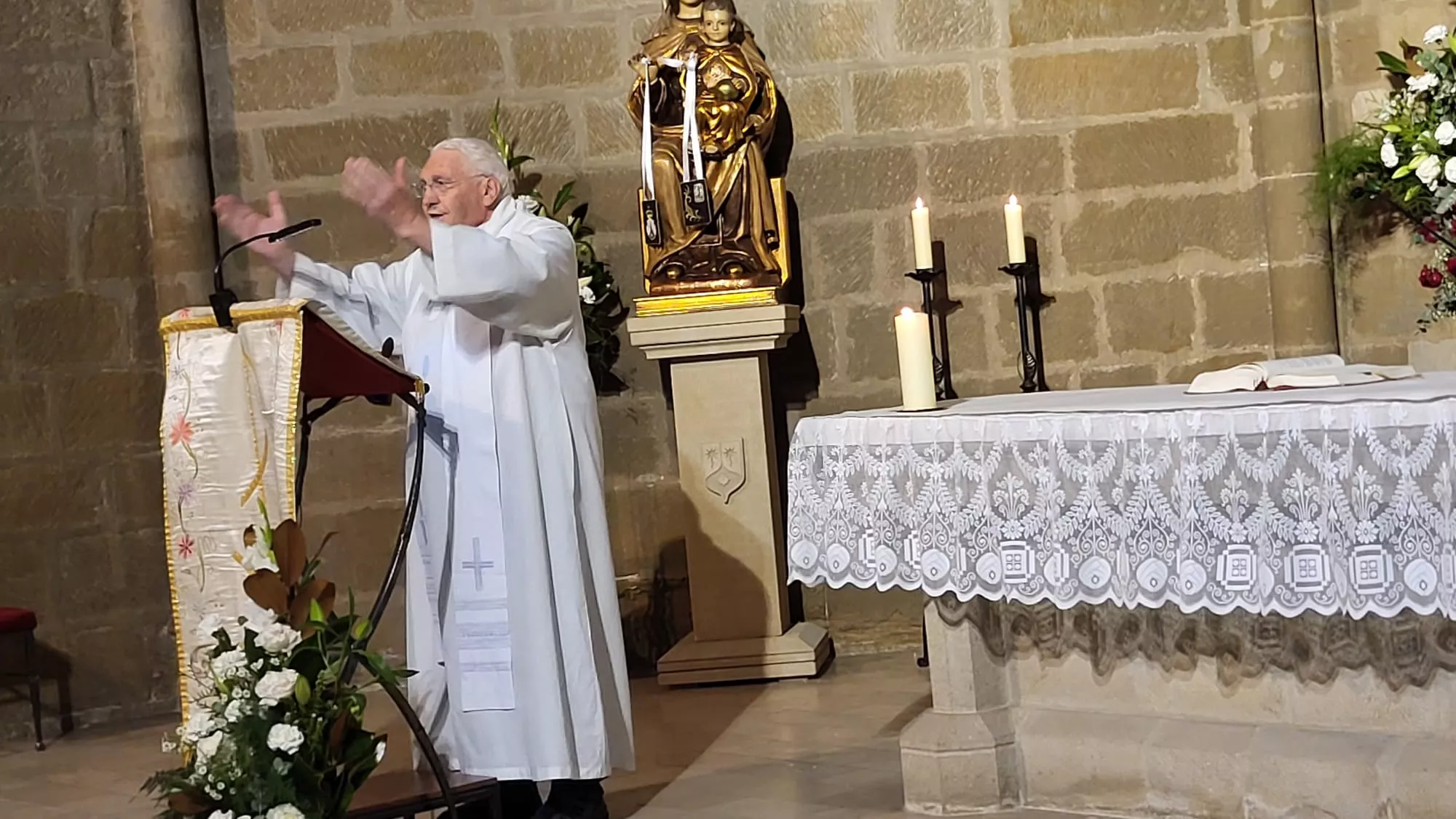 Celebración de San Miguel y la entrega del céntimo del Ayuntamiento de Huesca a las Miguelas