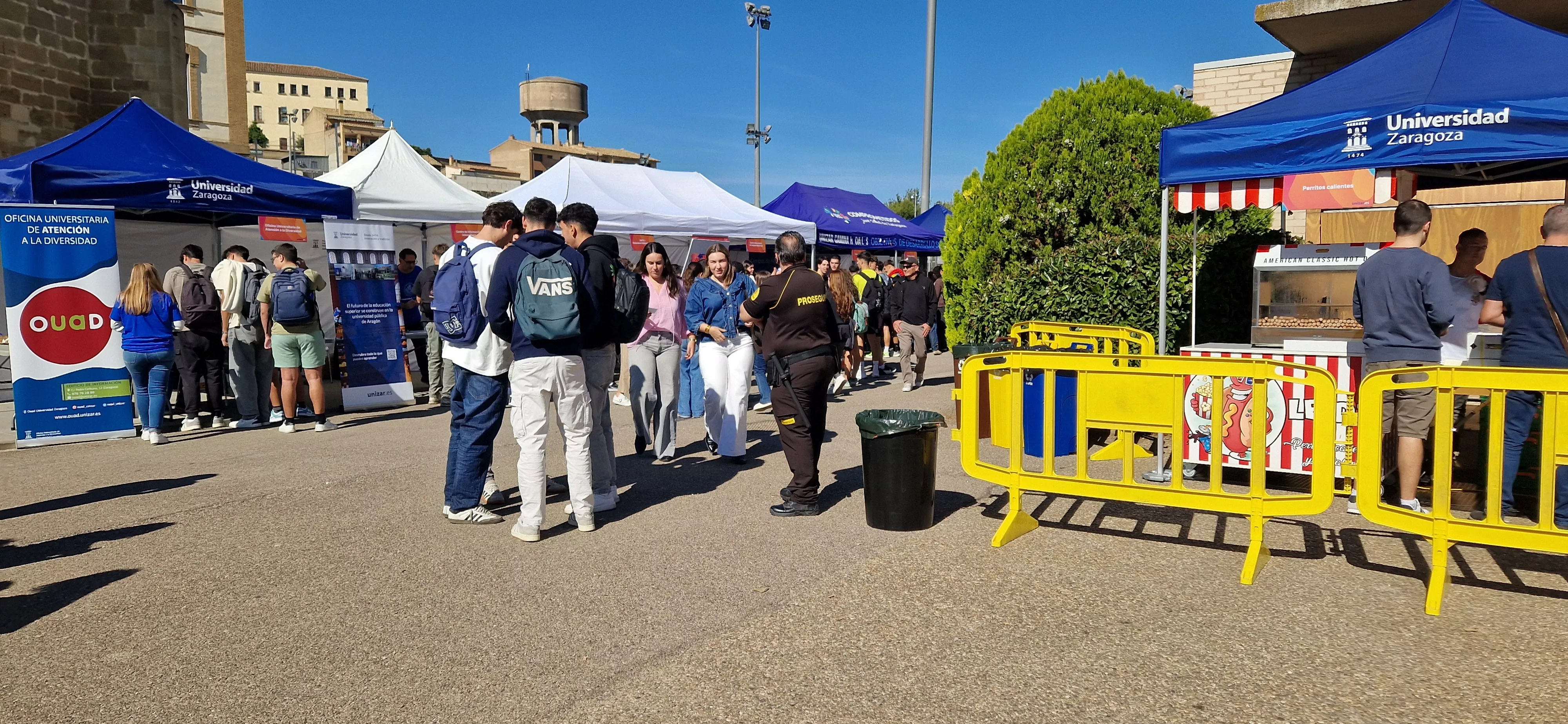Fiesta de bienvenida del Campus de Huesca curso 2025/2026. Foto Myriam Martínez