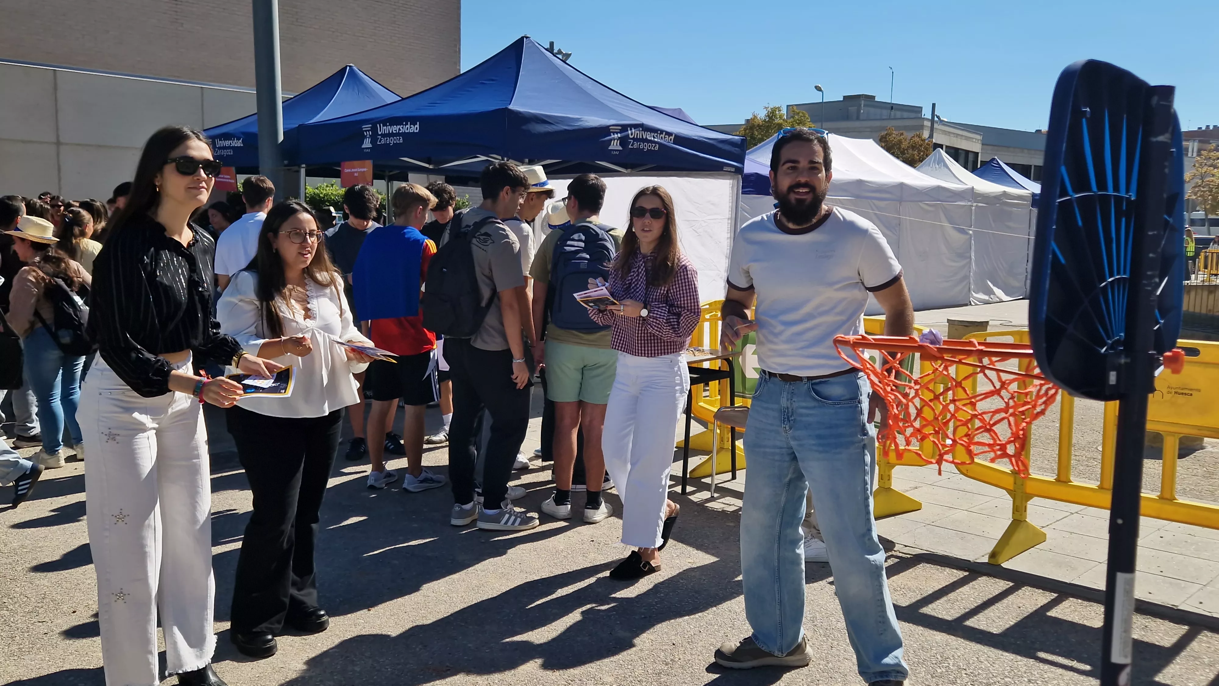Fiesta de bienvenida del Campus de Huesca curso 2025/2026. Foto Myriam Martínez
