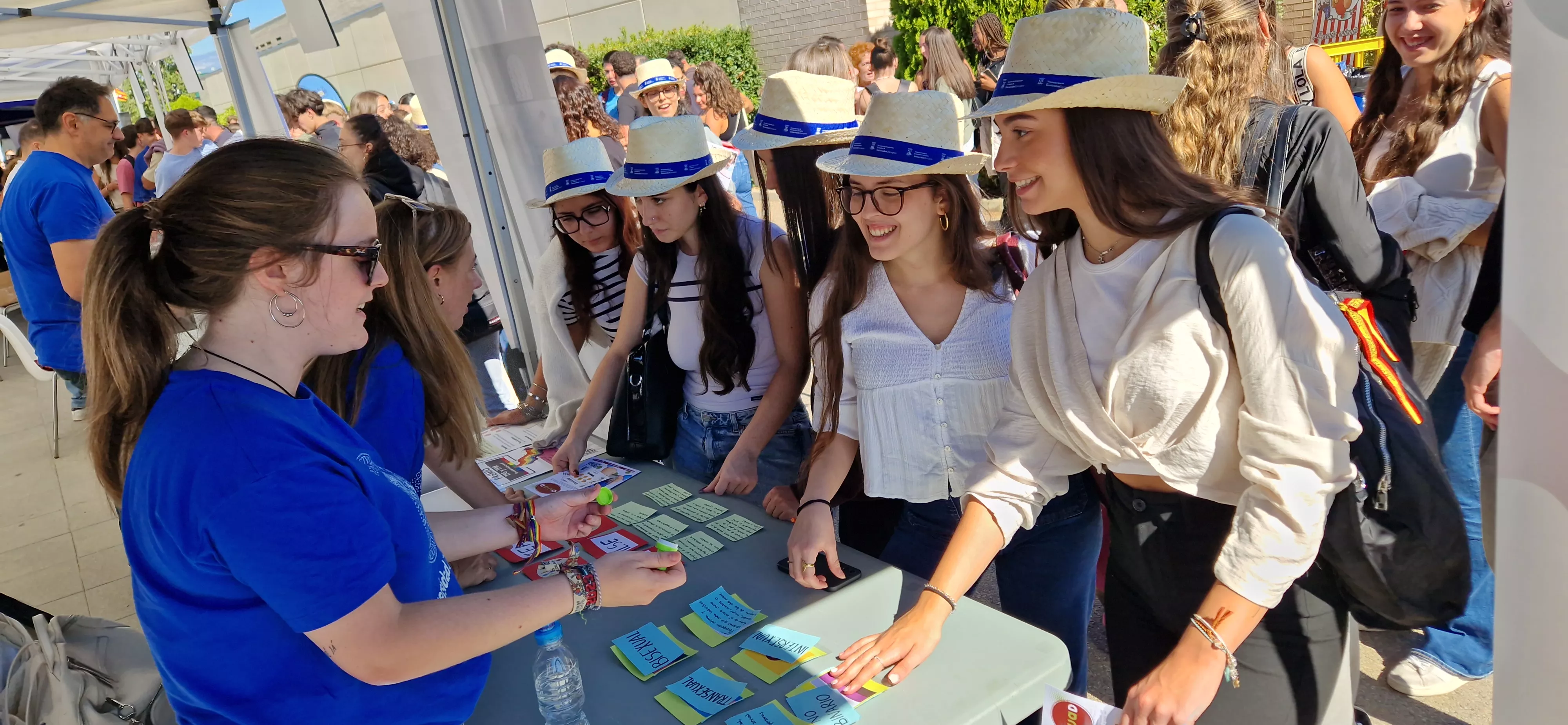 Fiesta de bienvenida del Campus de Huesca curso 2025/2026. Foto Myriam Martínez