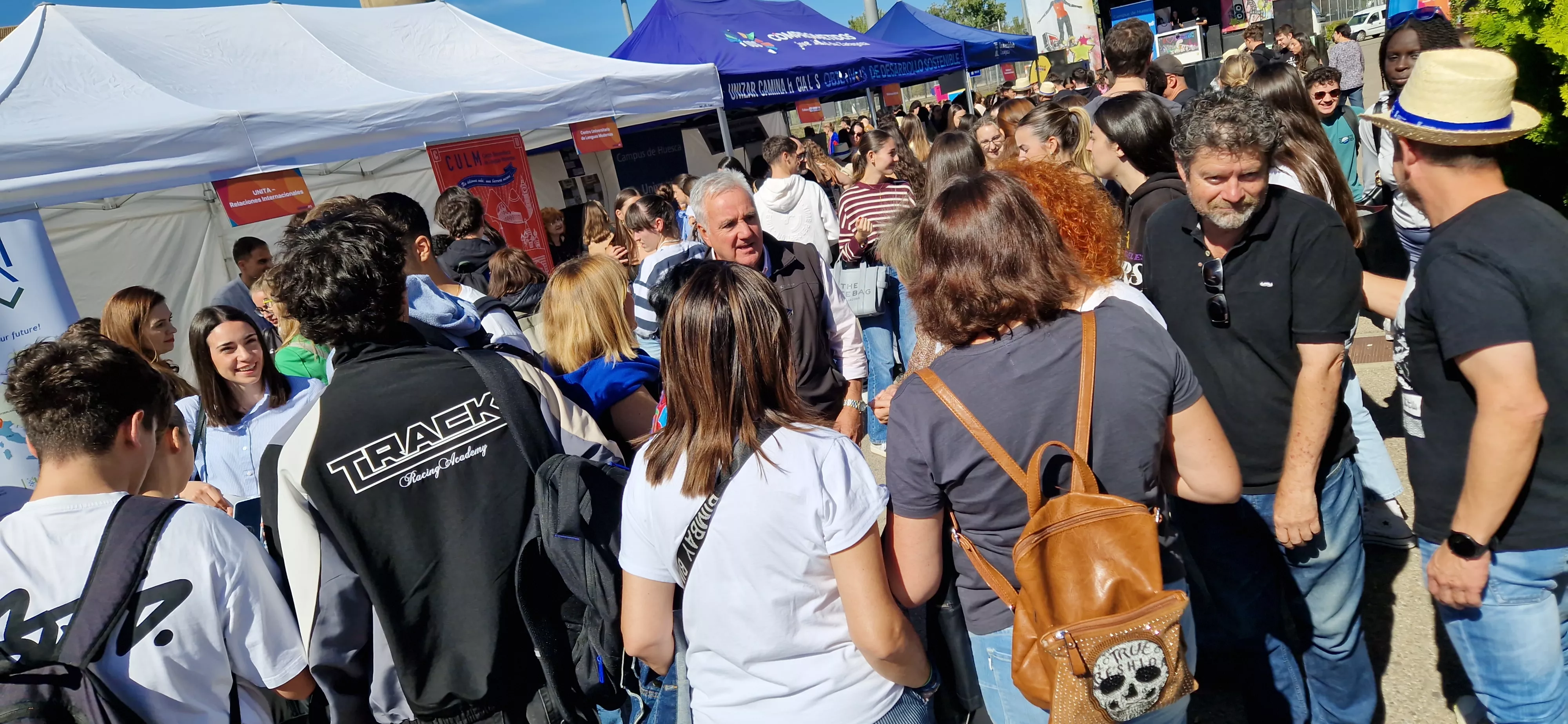 Fiesta de bienvenida del Campus de Huesca curso 2025/2026. Foto Myriam Martínez