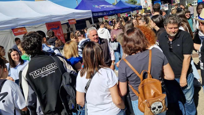 Fiesta de bienvenida del Campus de Huesca curso 2025/2026. Foto Myriam Martínez