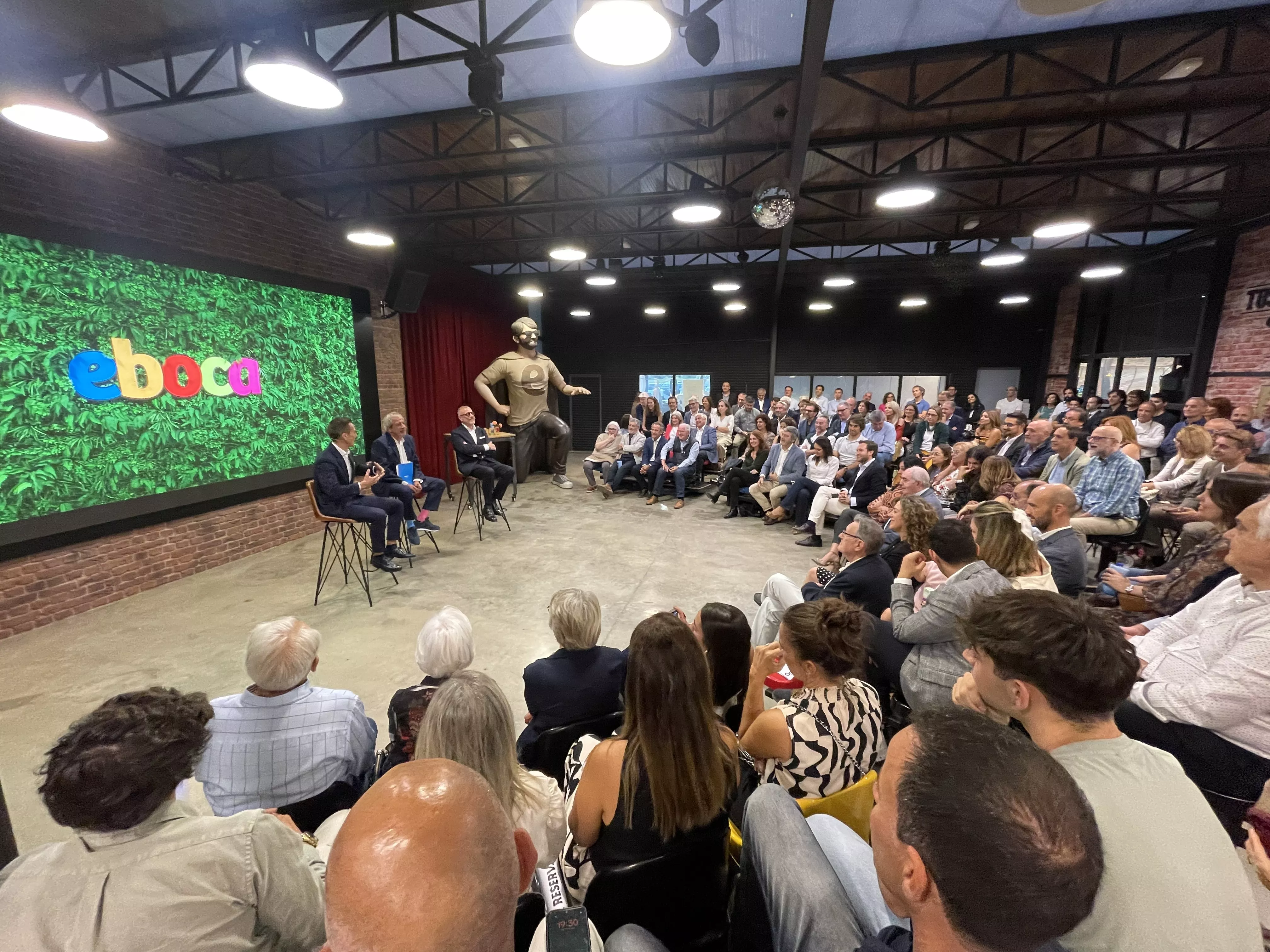 Acto de relevo de CEO en Eboca: de Raúl Benito a Manuel Torres