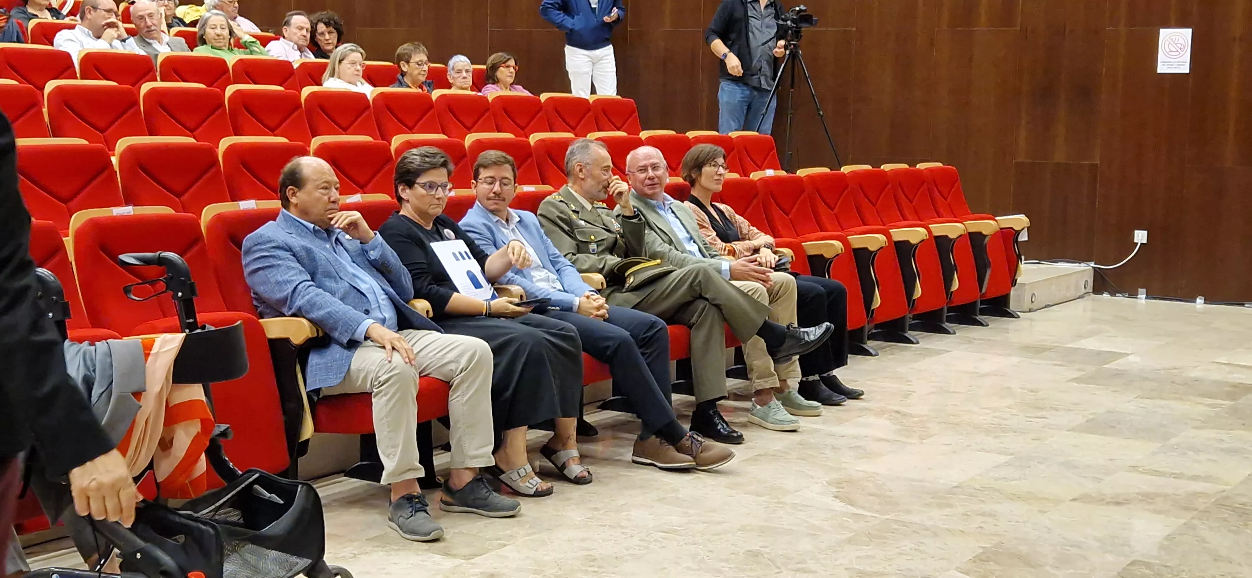 Inauguración del nuevo curso de la Universidad de la Experiencia. Foto Myriam Martínez