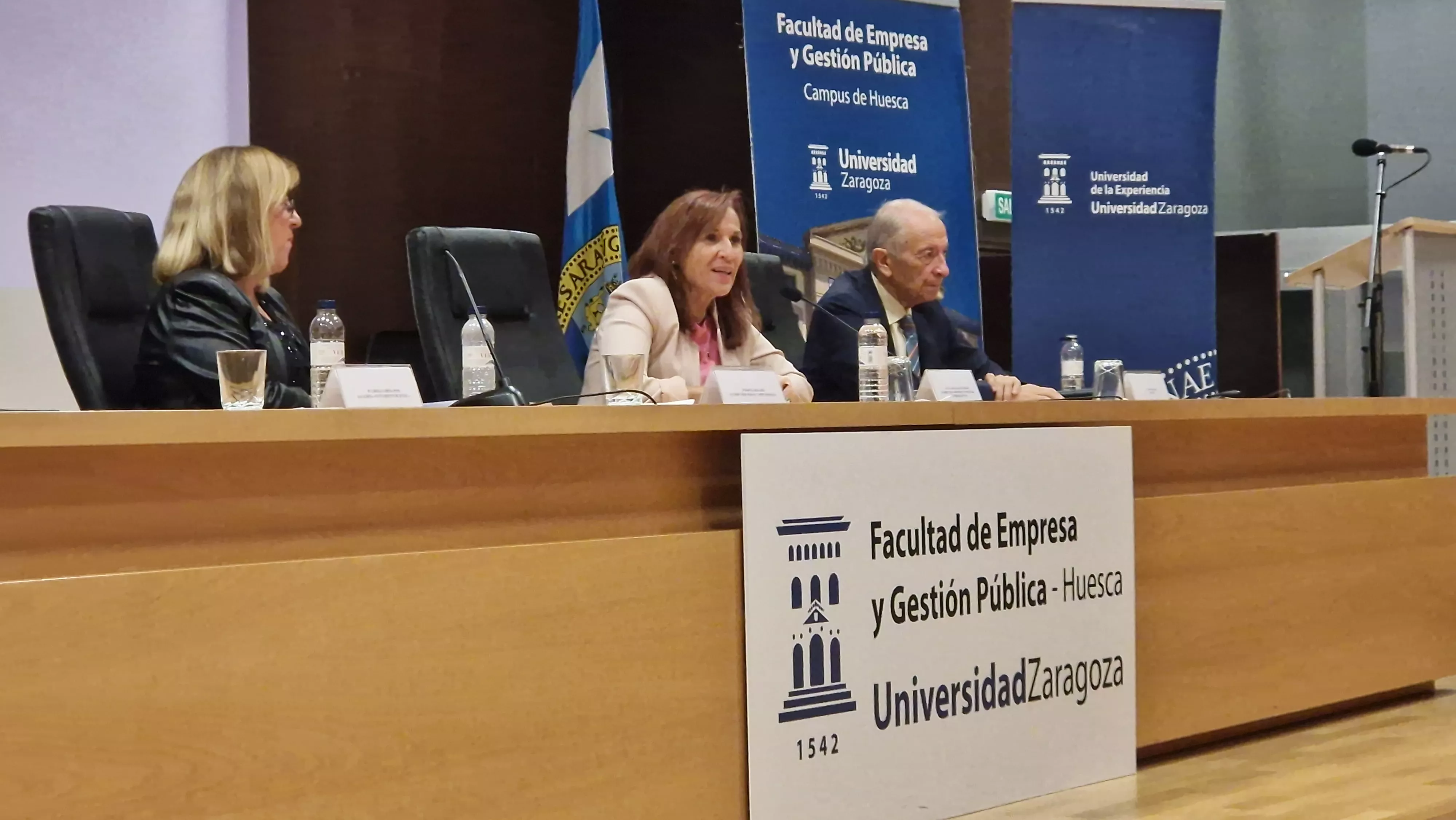 Inauguración del nuevo curso de la Universidad de la Experiencia. Foto Myriam Martínez