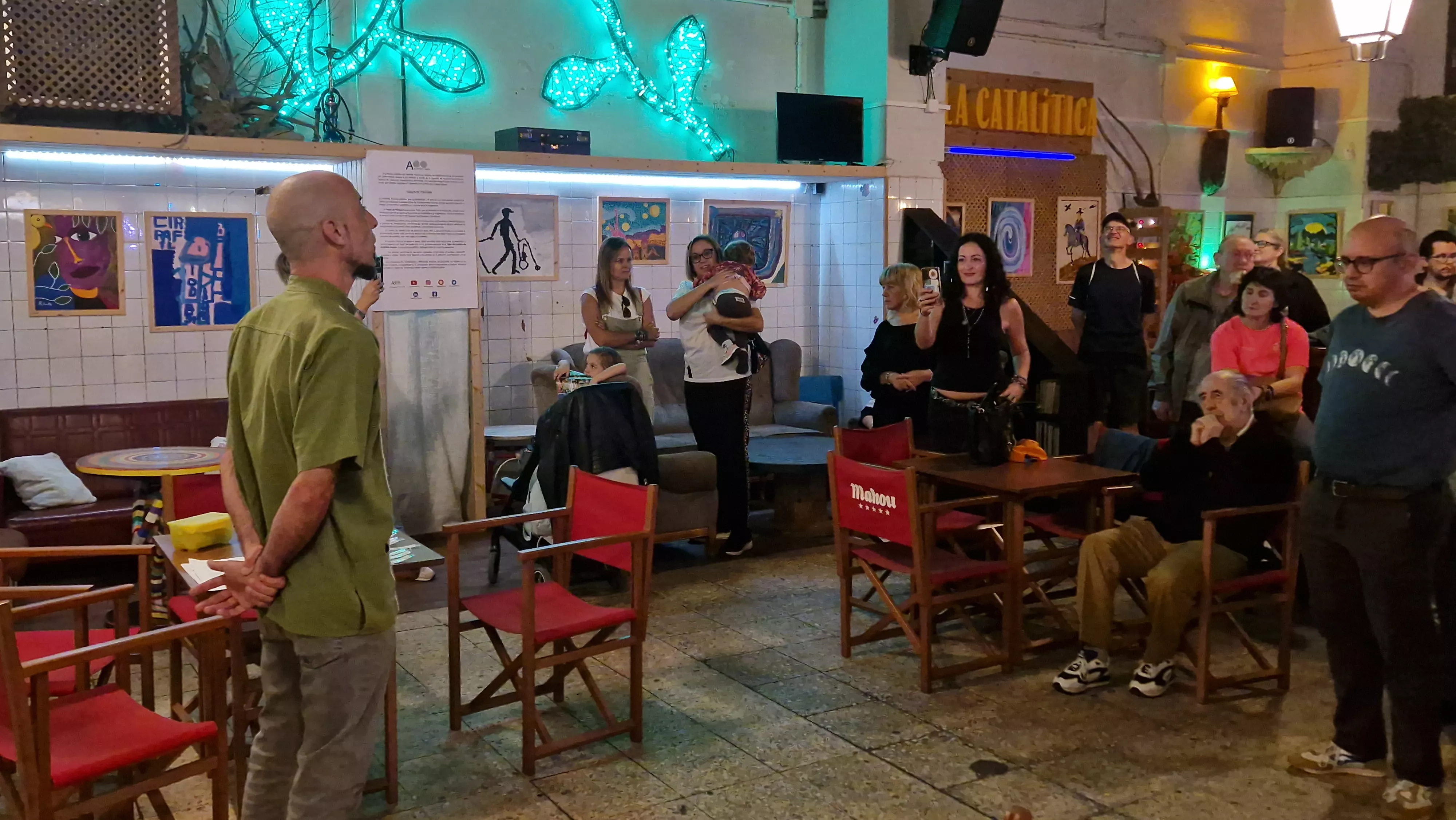 Exposición del taller de pintura de Asapme en la Catalítica. Foto Myriam Martínez