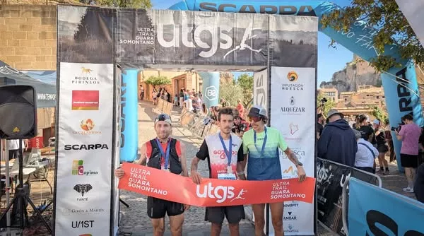 Podio masculino Vuelta a Sevil