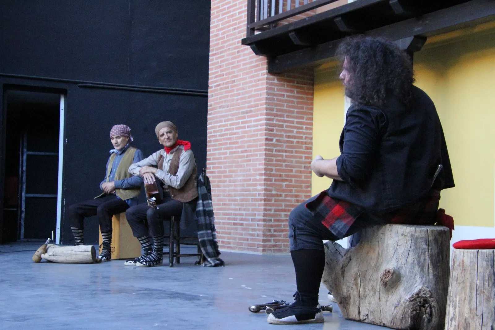 El bandido Cucaracha y sus compinches en el Corral de Comedias de Robres. Foto Carlos Neofato