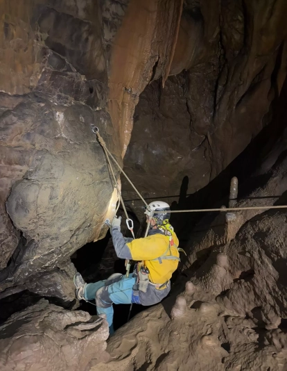 Esjamundo 2 CMNabain