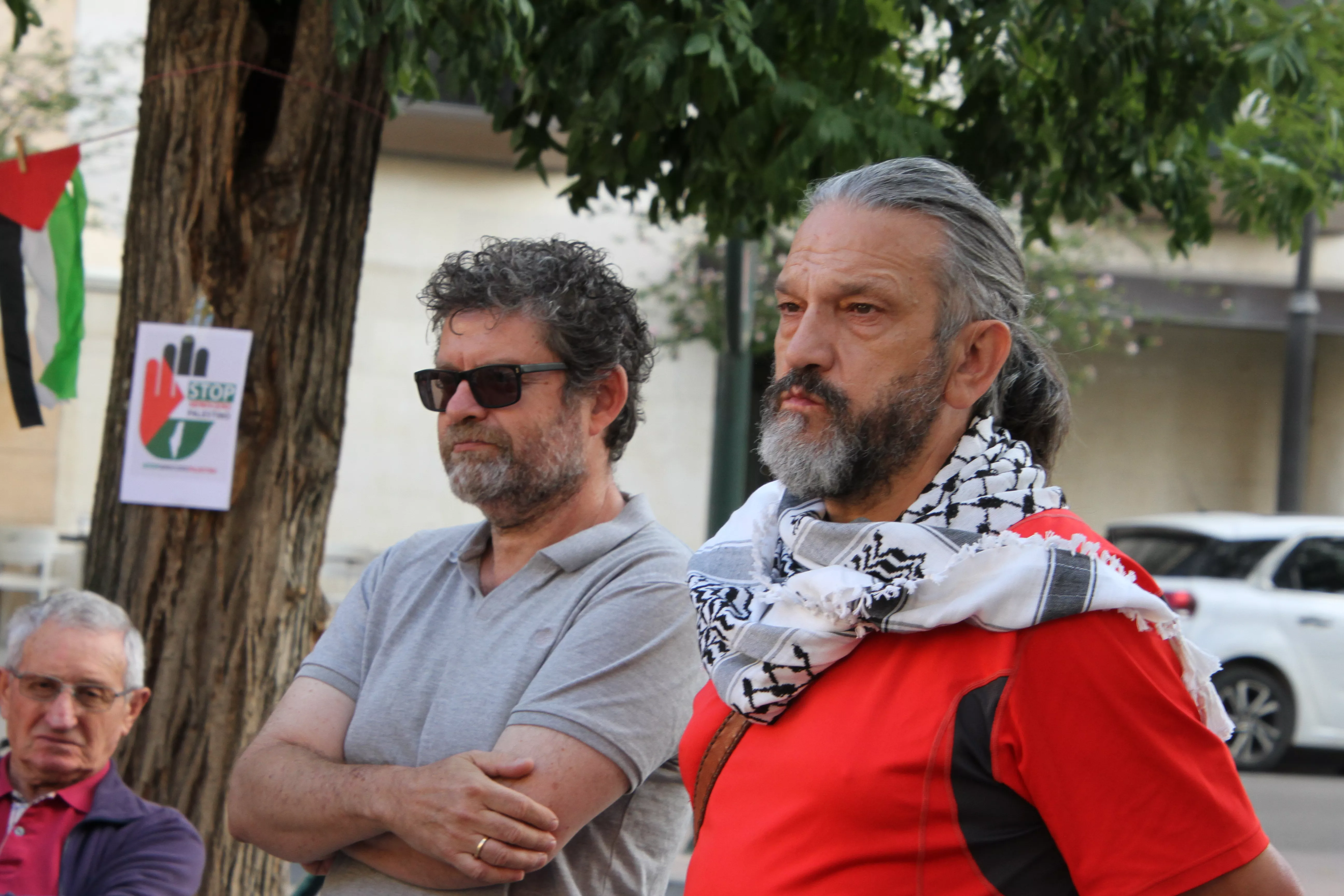 Concentración en Huesca por el inicio de la matanza en Gaza hace dos años. Foto Carlos Neofato