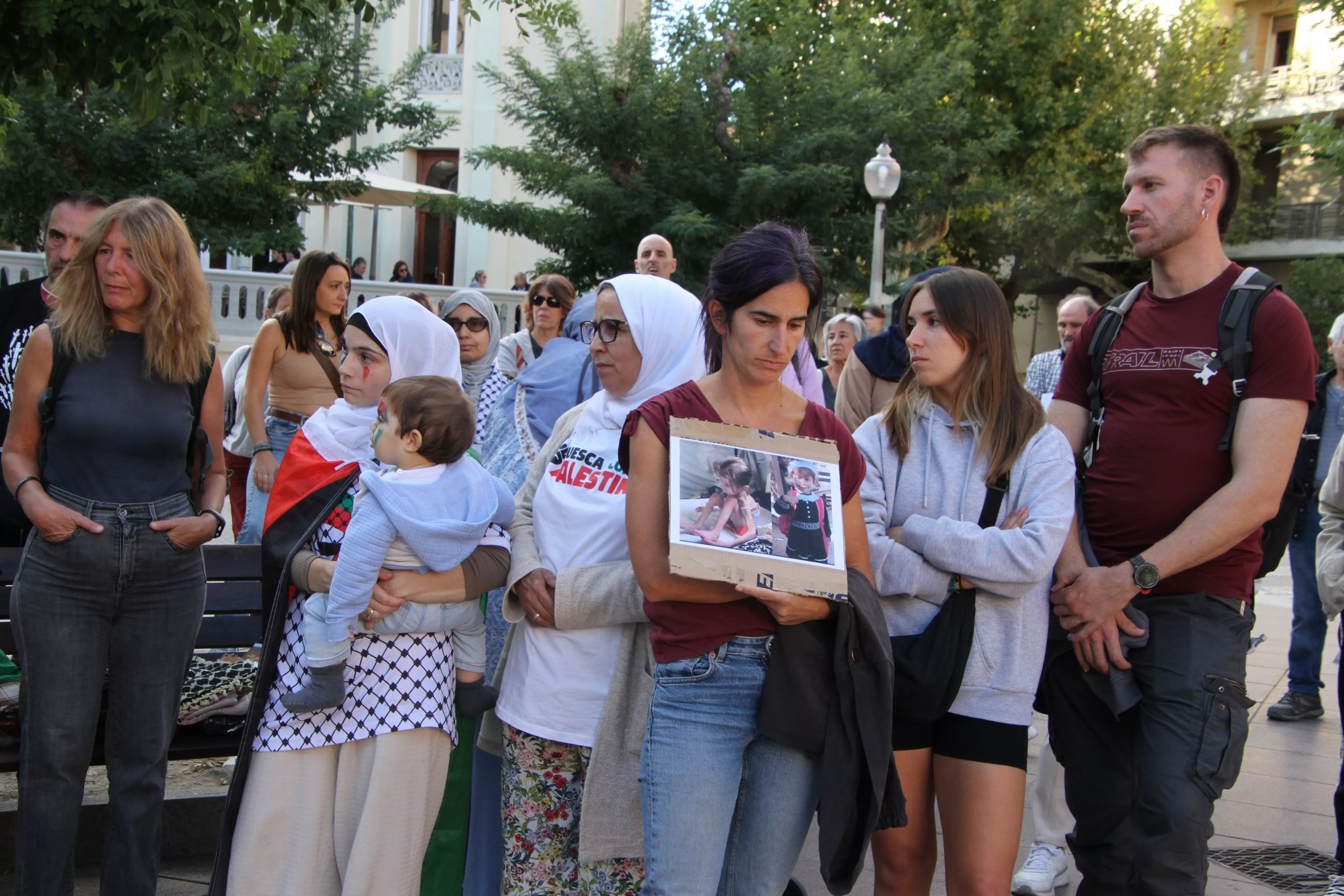 Concentración en Huesca por el inicio de la matanza en Gaza hace dos años. Foto Carlos Neofato