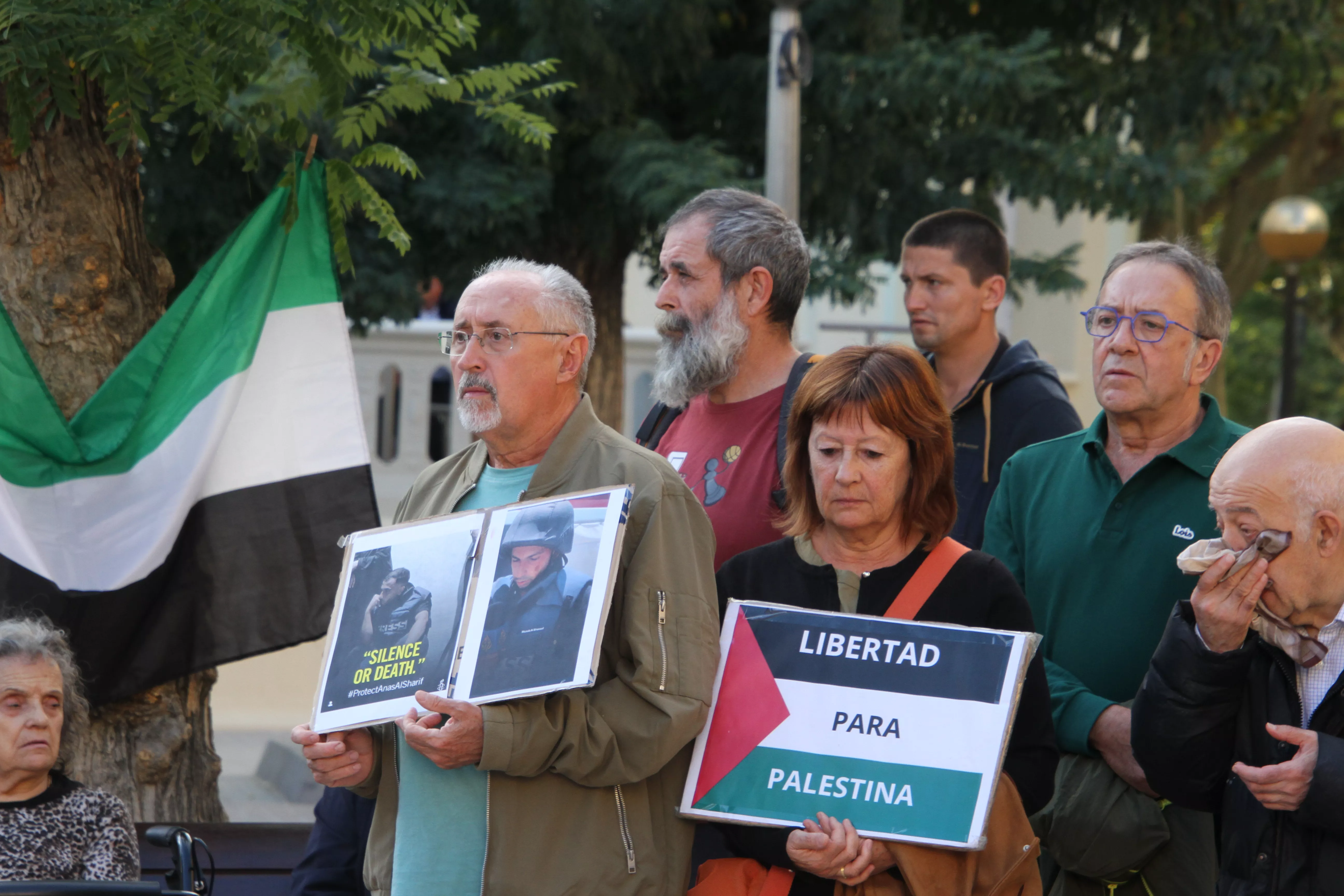 Concentración en Huesca por el inicio de la matanza en Gaza hace dos años. Foto Carlos Neofato