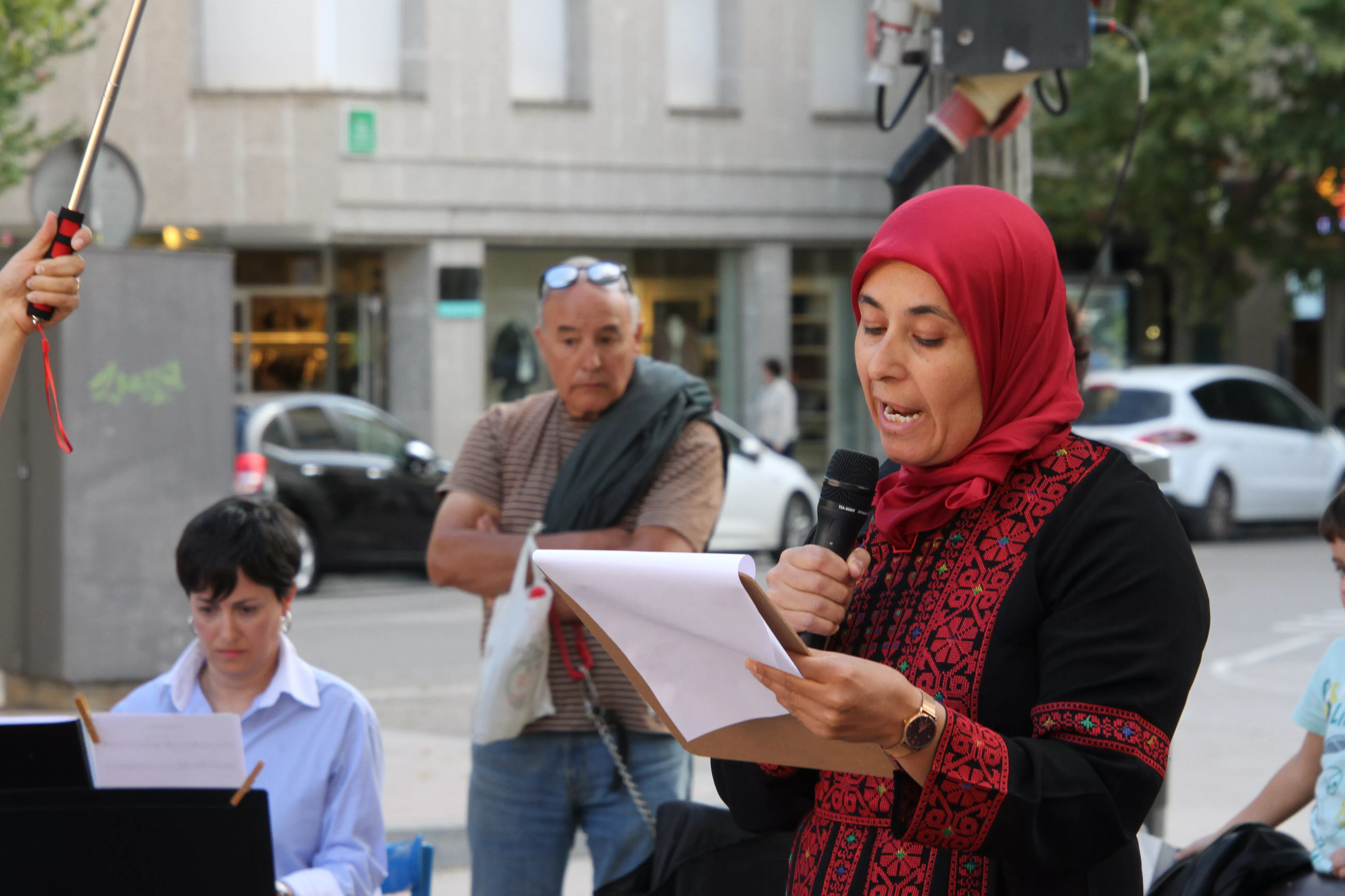 Concentración en Huesca por el inicio de la matanza en Gaza hace dos años. Foto Carlos Neofato
