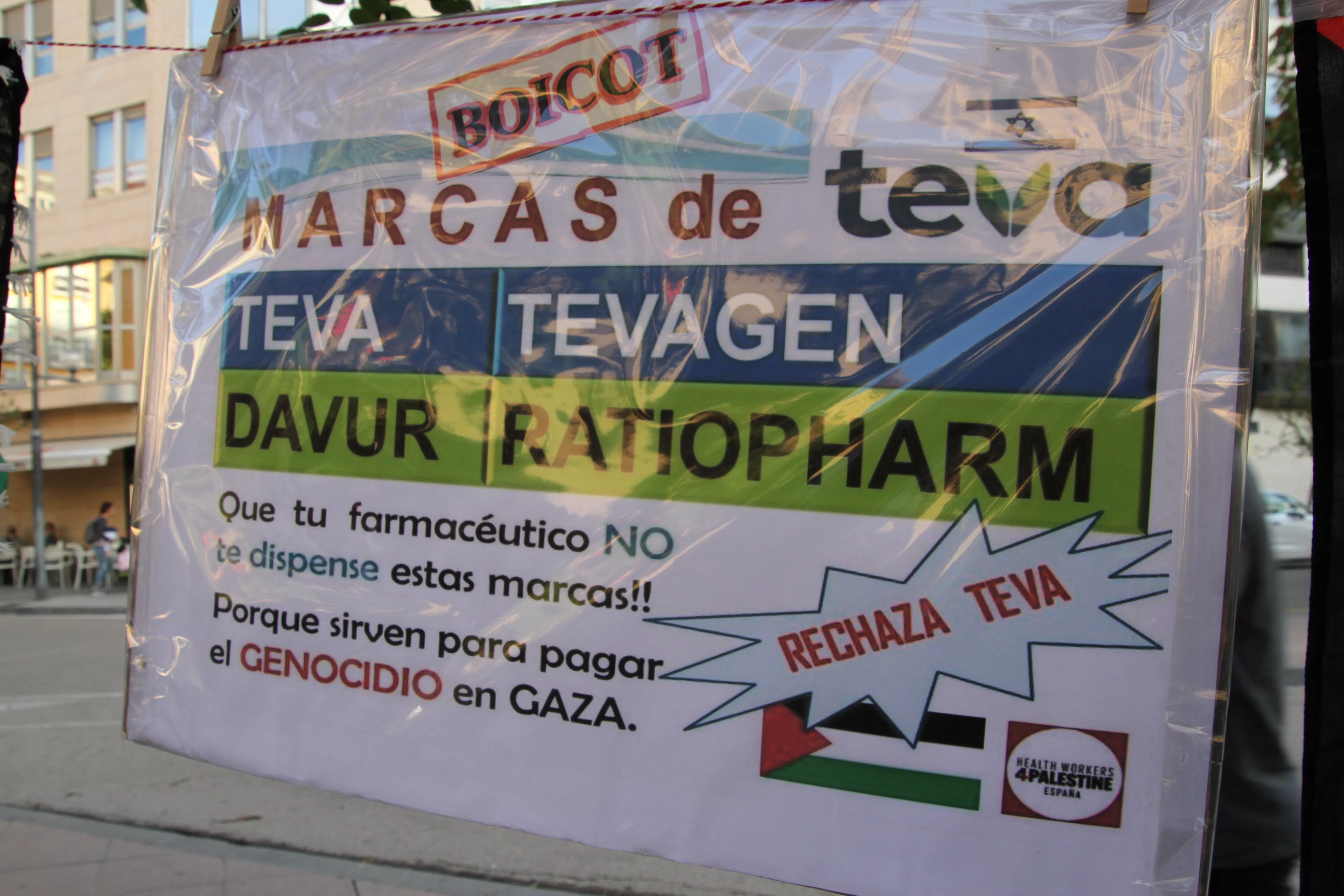 Concentración en Huesca por el inicio de la matanza en Gaza hace dos años. Foto Carlos Neofato