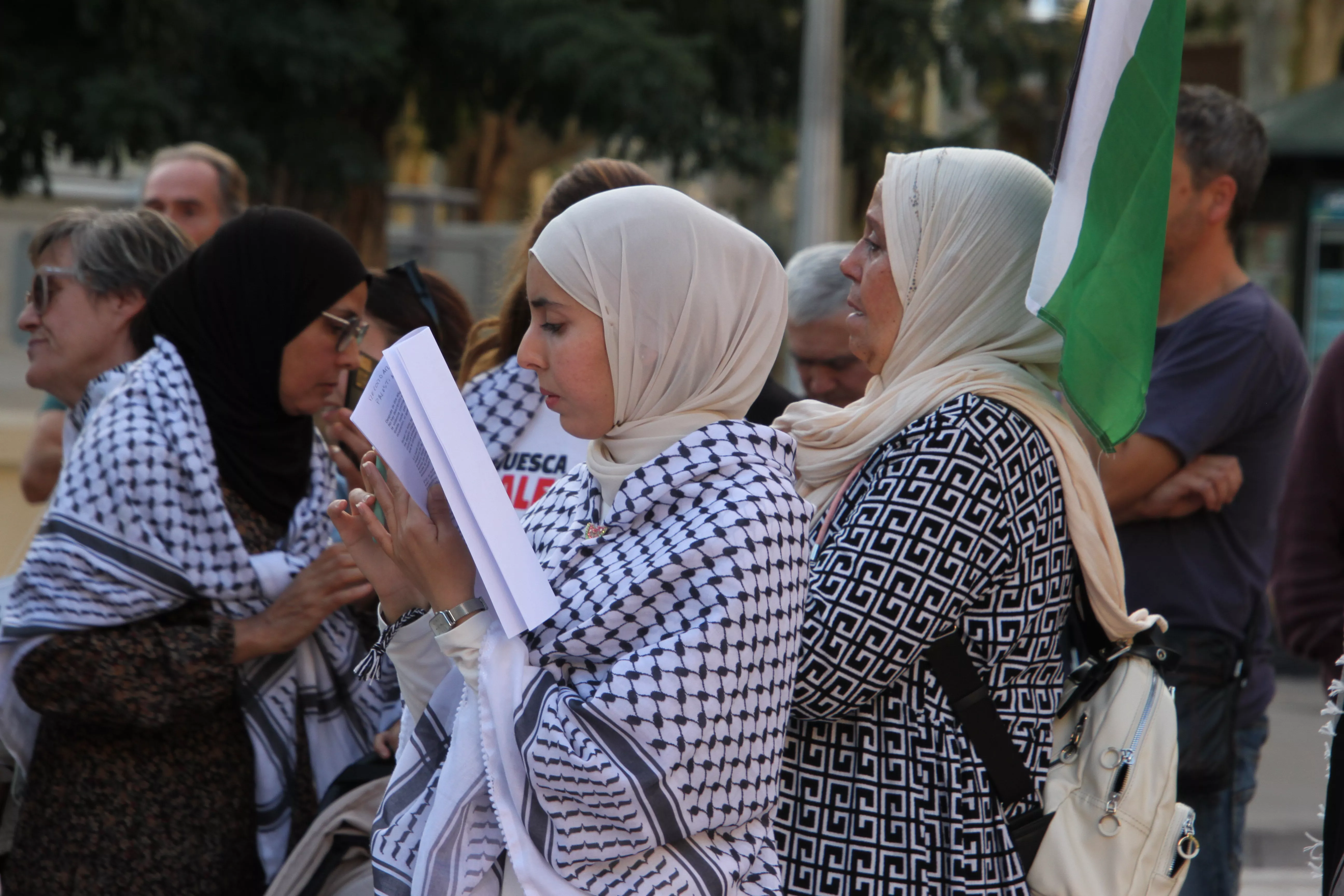 Concentración en Huesca por el inicio de la matanza en Gaza hace dos años. Foto Carlos Neofato