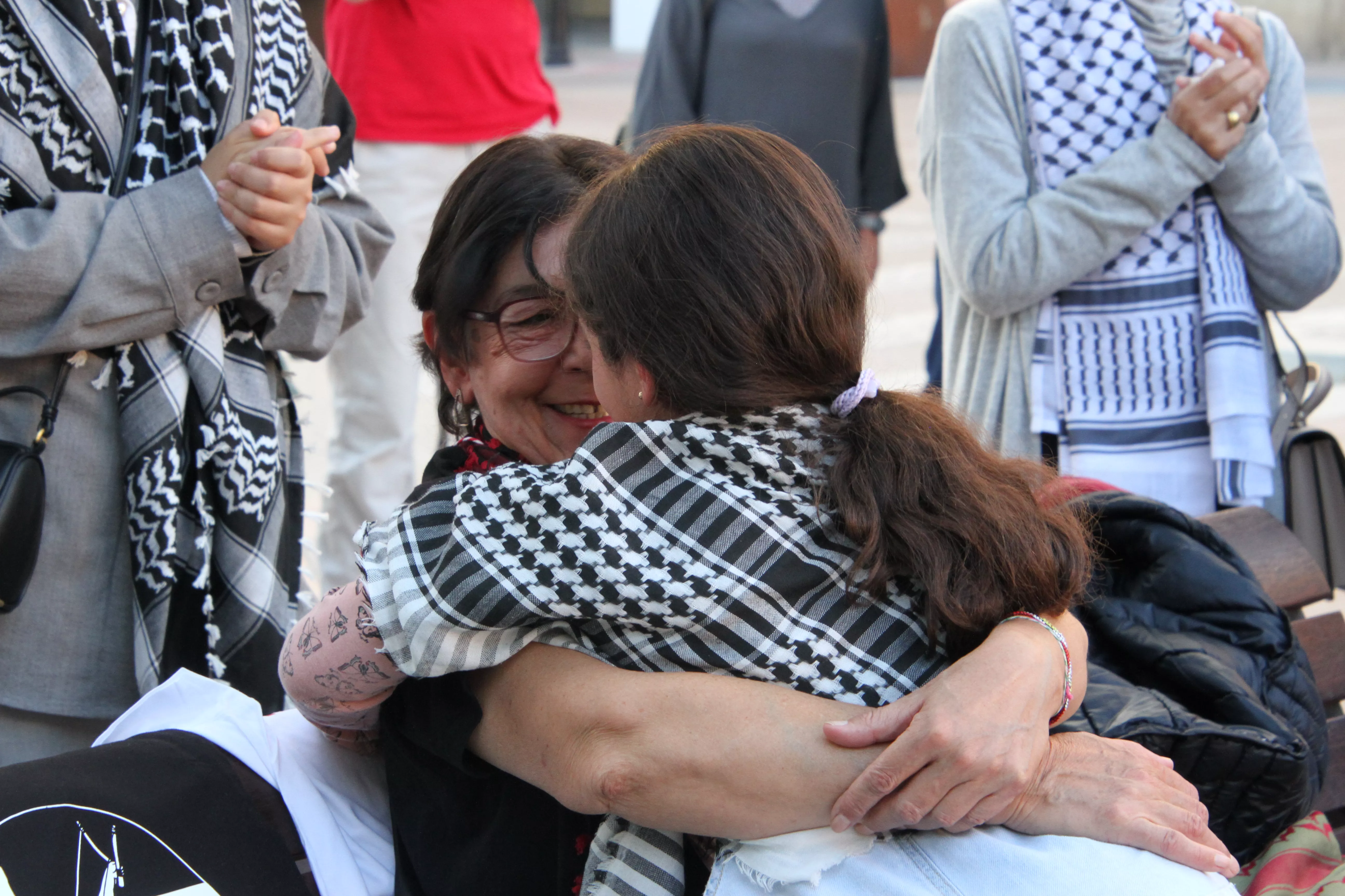 Concentración en Huesca por el inicio de la matanza en Gaza hace dos años. Foto Carlos Neofato